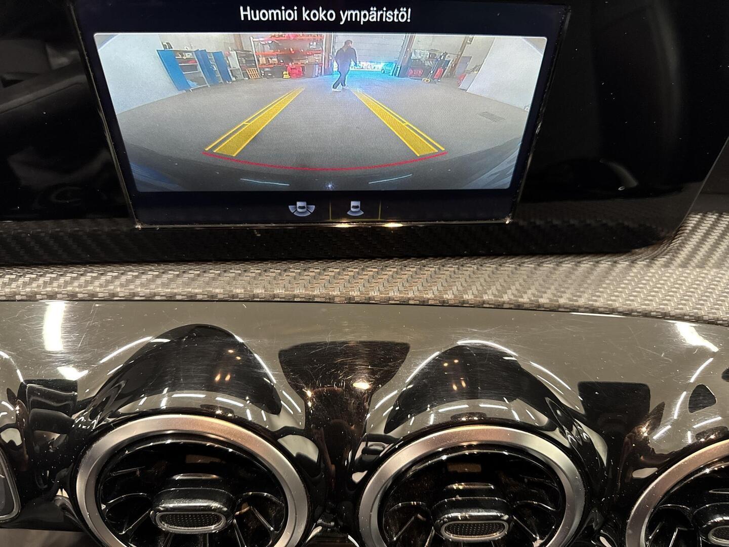 MERCEDES-BENZ A 2019