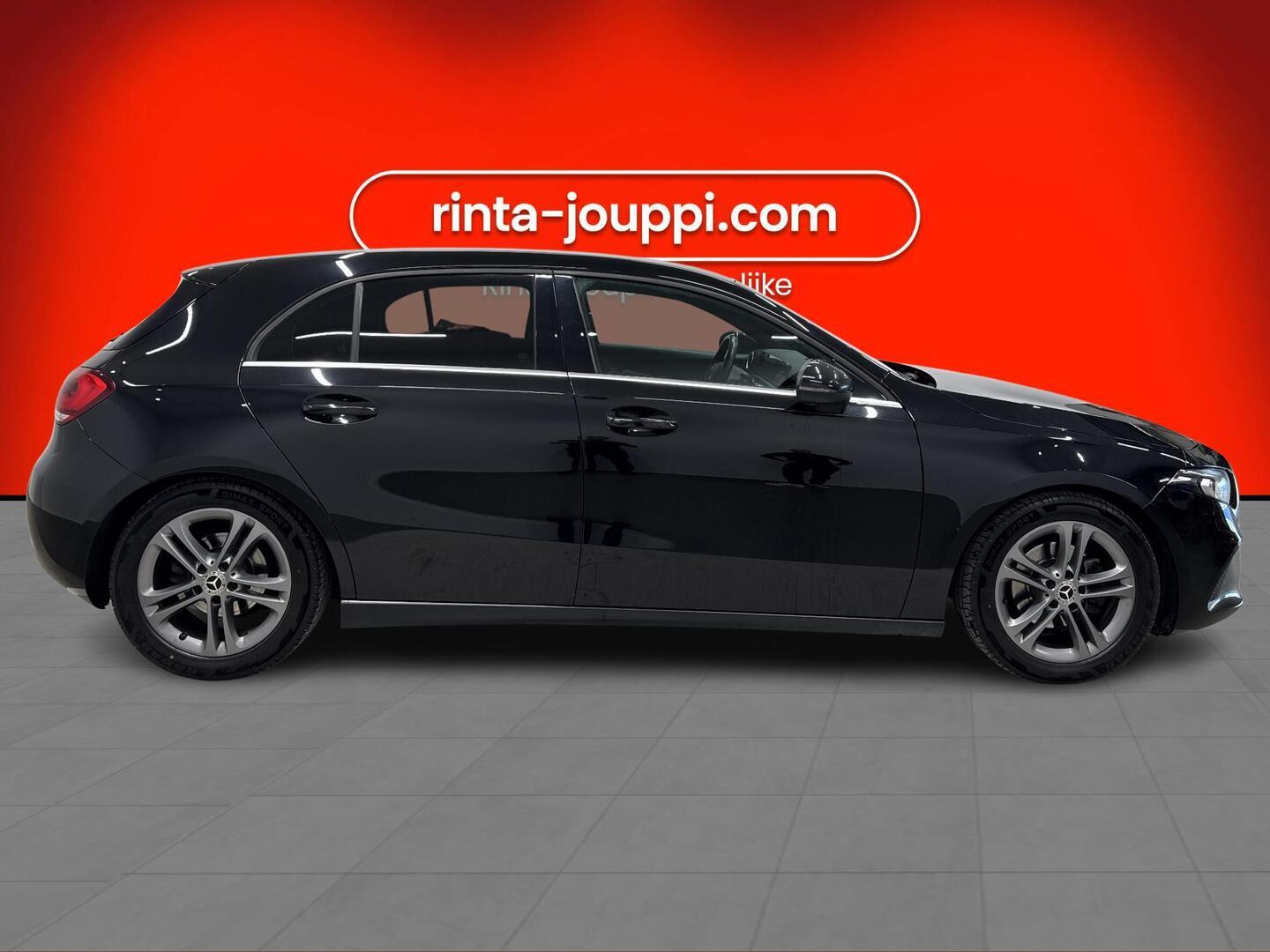 MERCEDES-BENZ A 2019