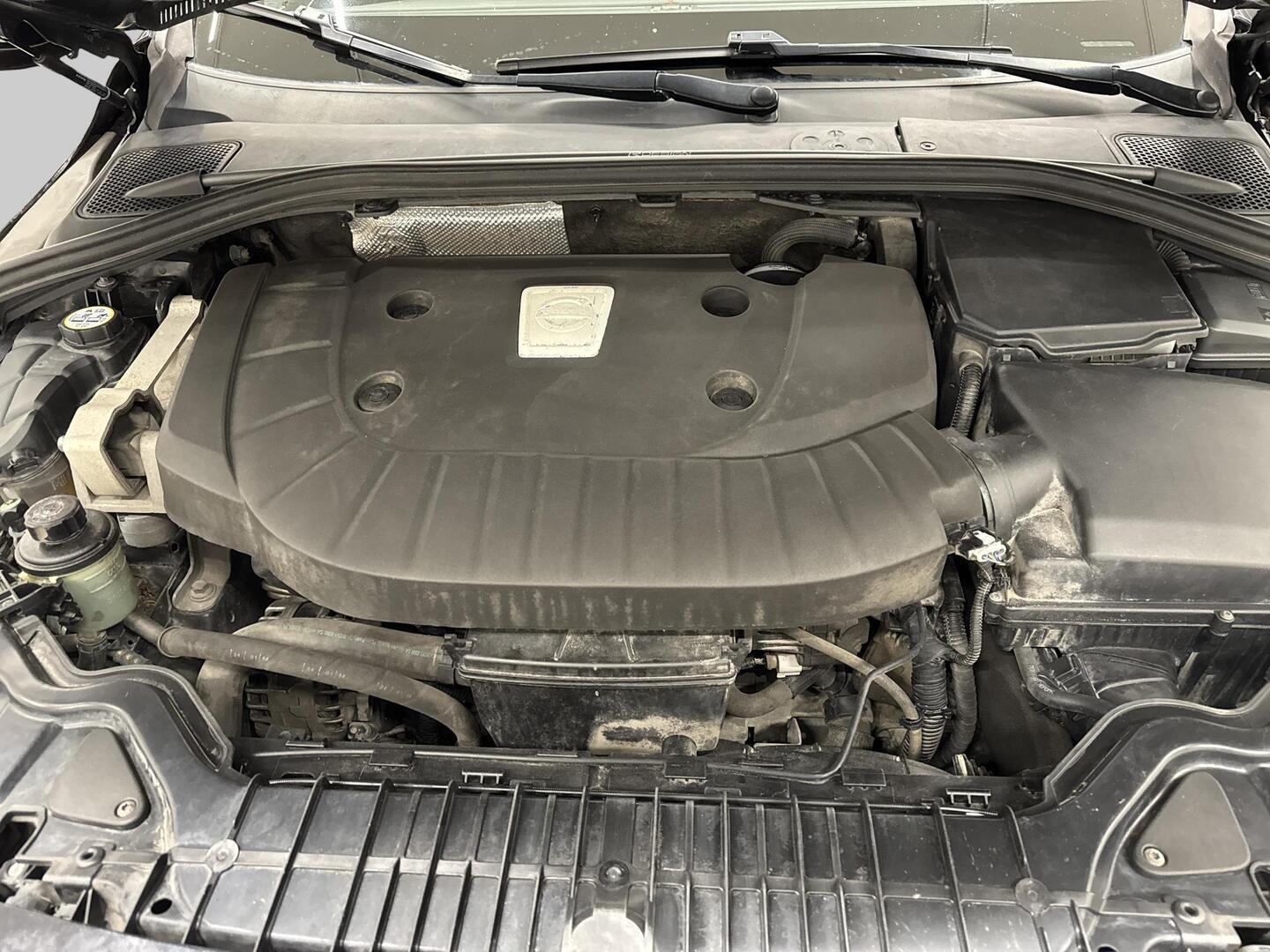 VOLVO V60 2014