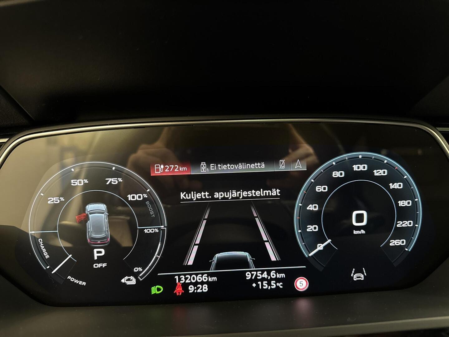 AUDI e-tron 2021