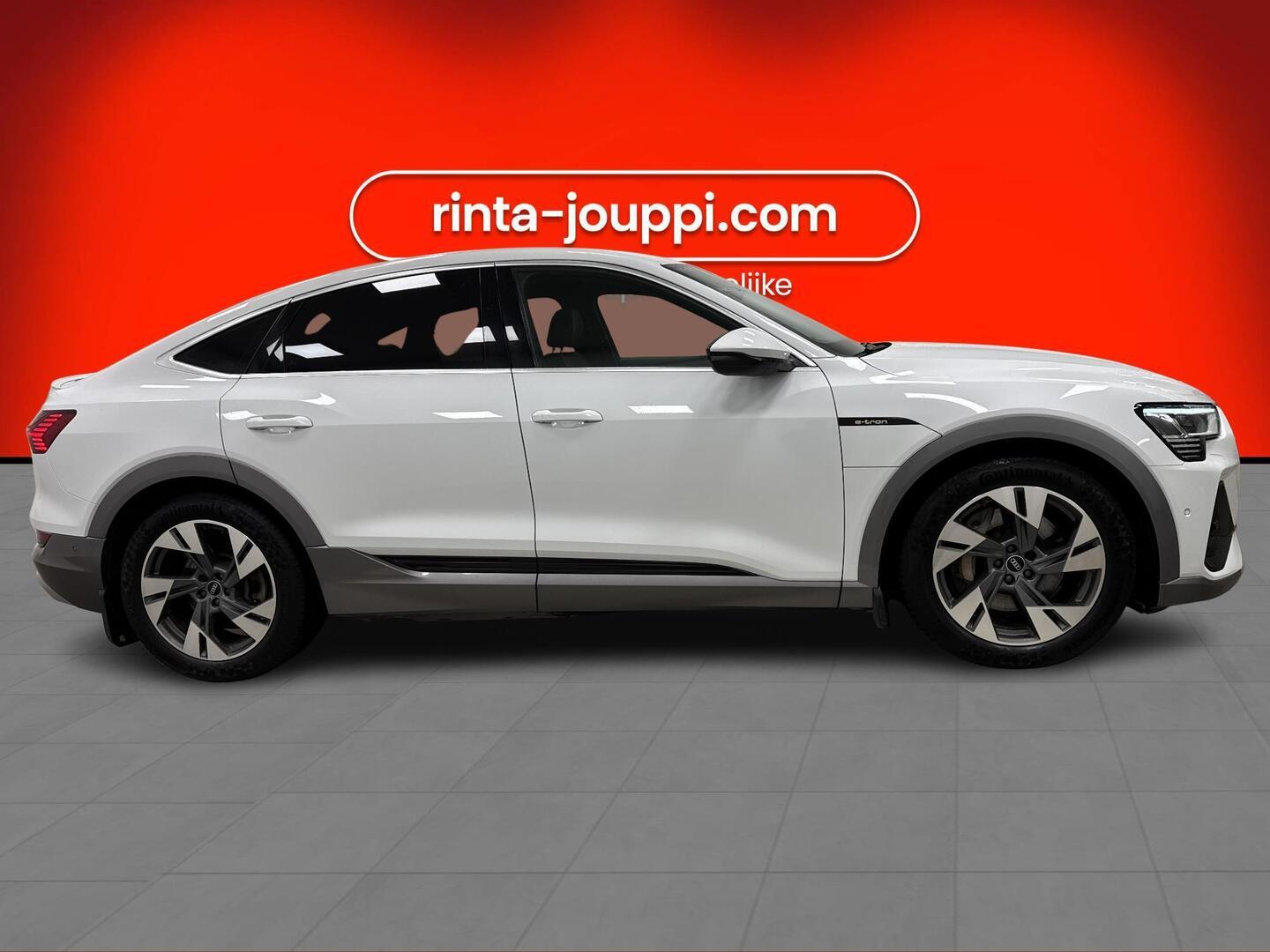 AUDI e-tron 2021
