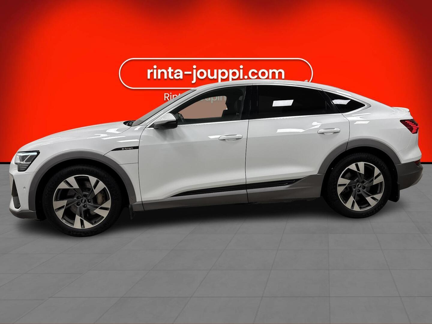AUDI e-tron 2021