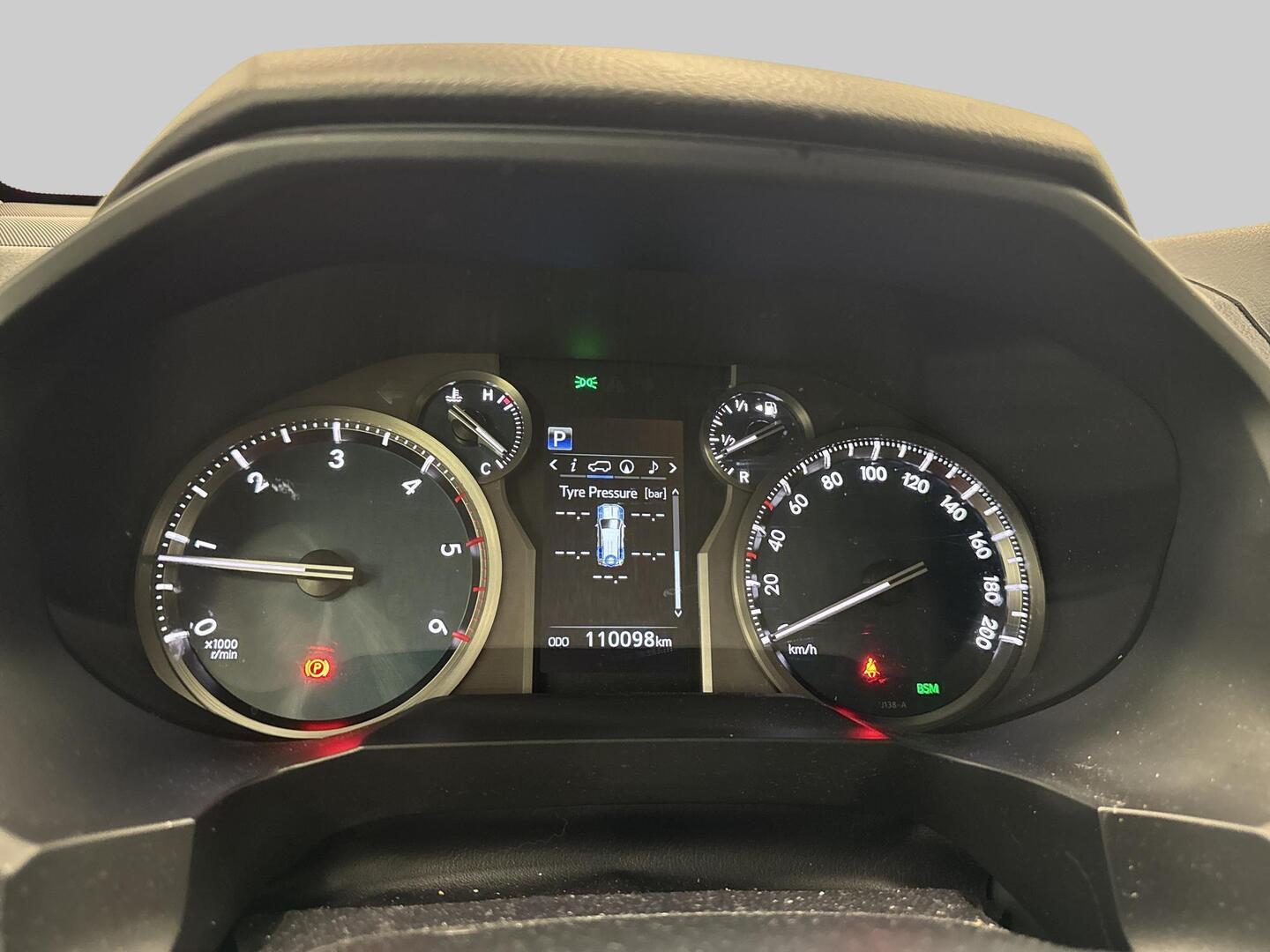 TOYOTA Land Cruiser 2018