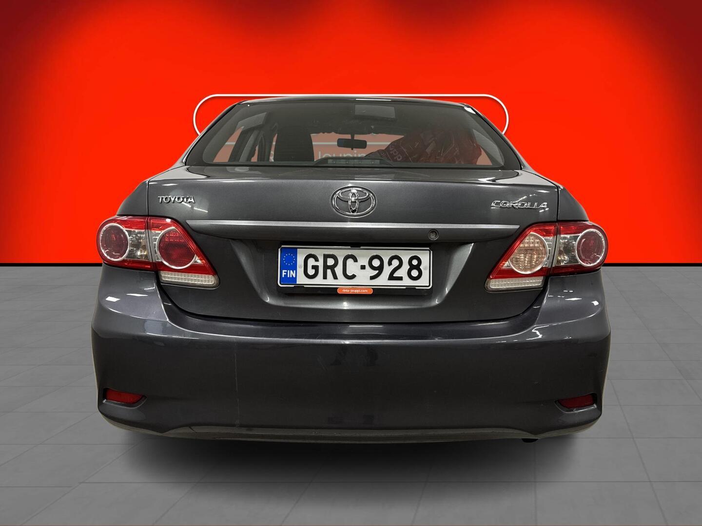 TOYOTA Corolla 2012