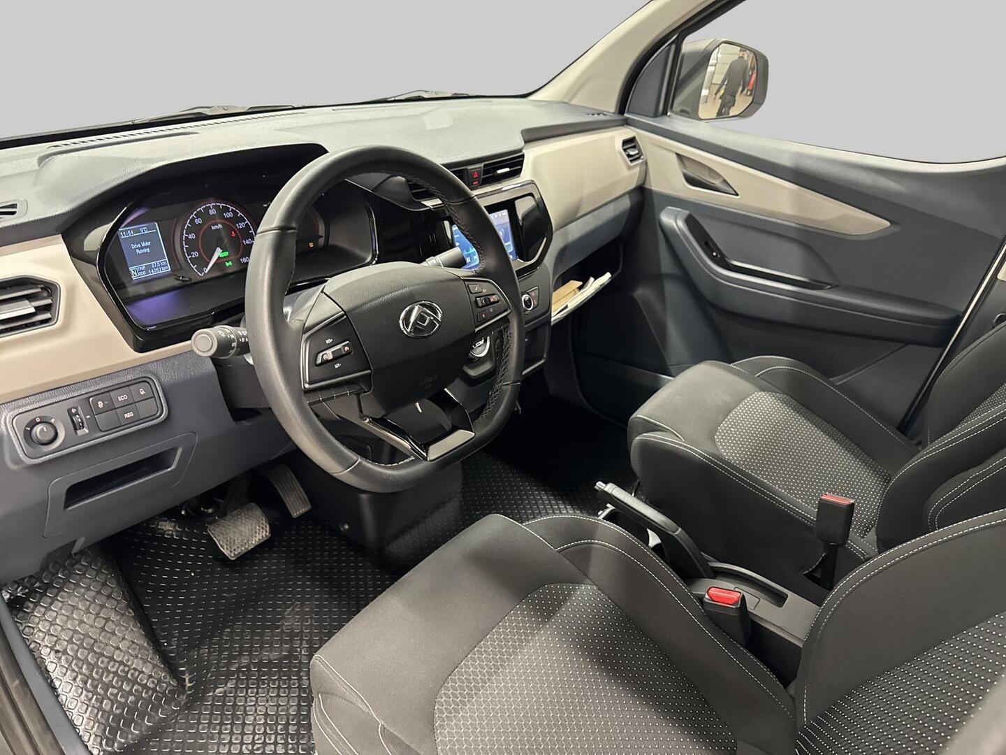 MAXUS E-DELIVER 3 2023