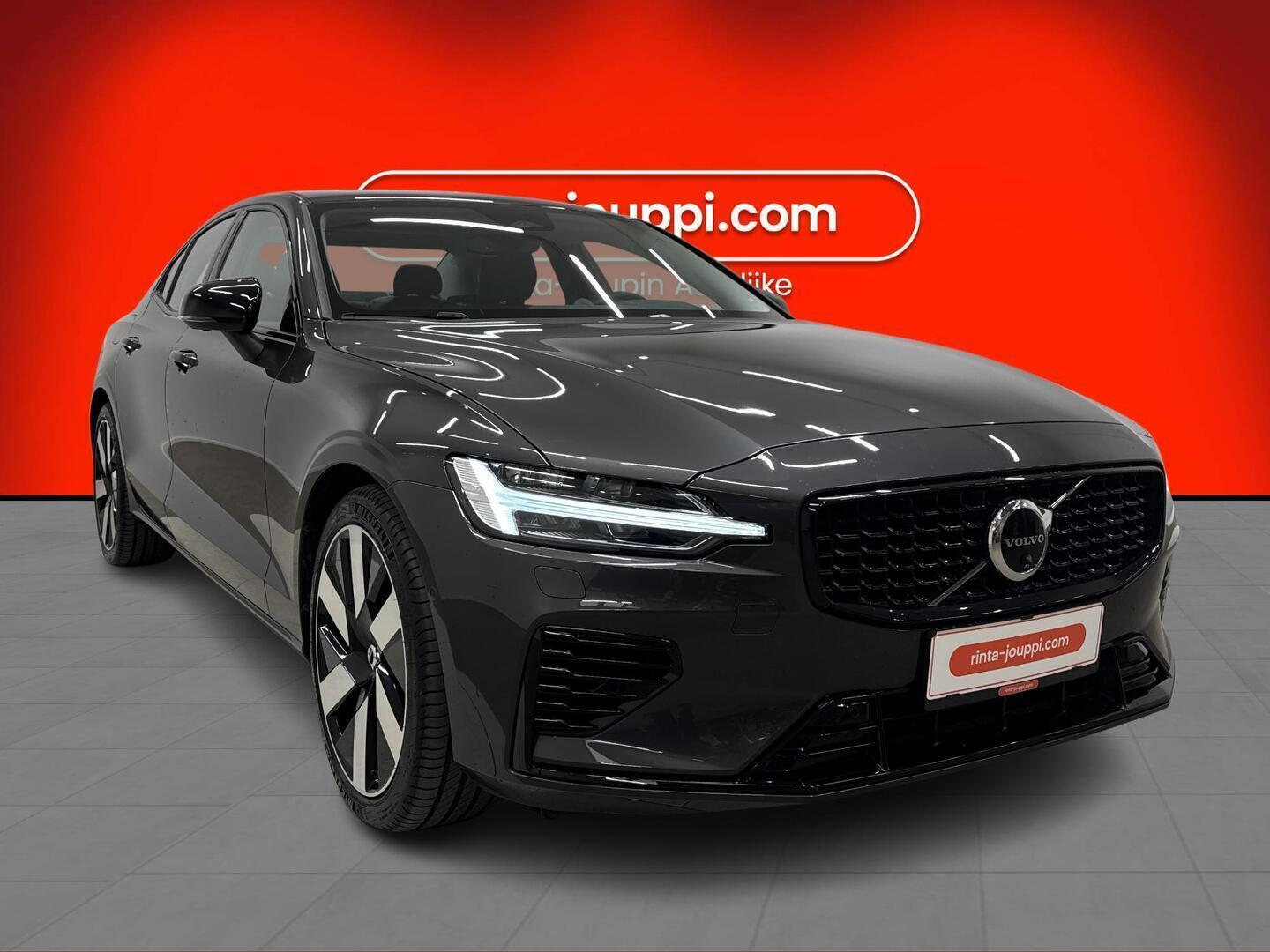 VOLVO S60 2024