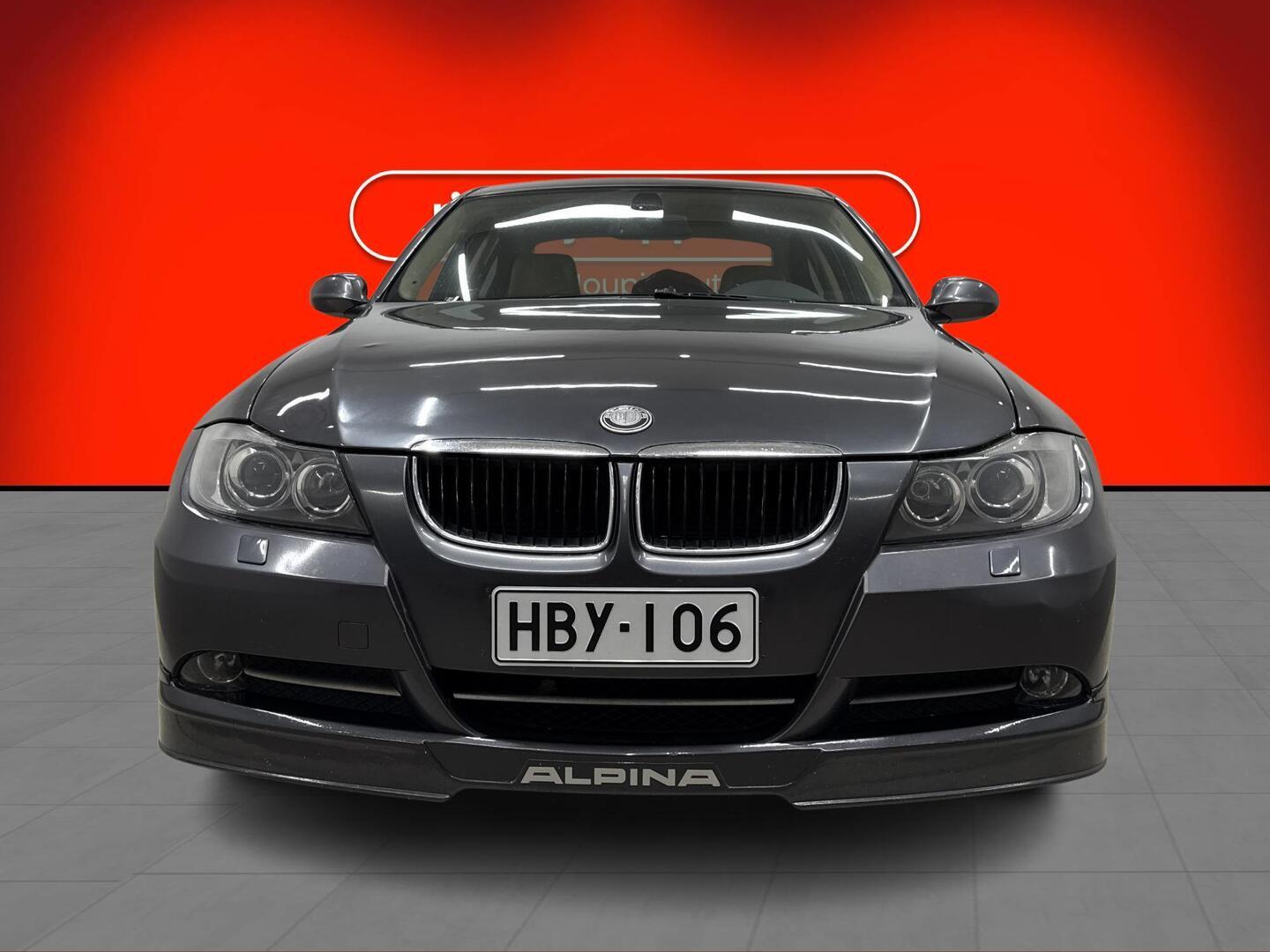 BMW 330 2008