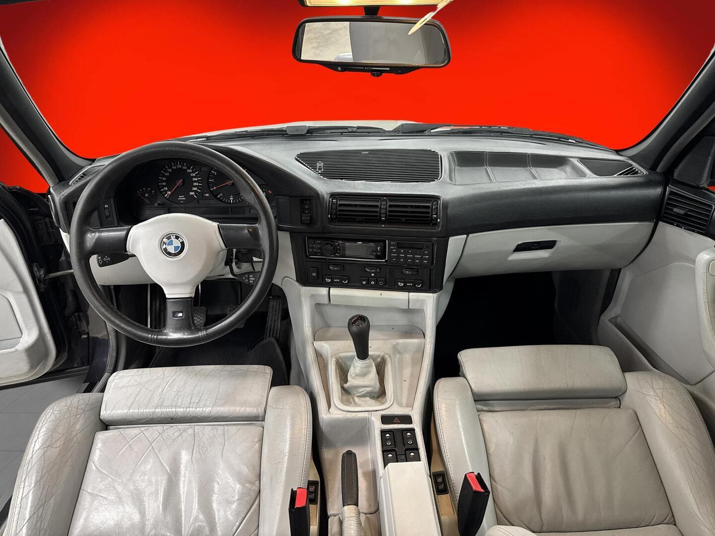 BMW M5 1991