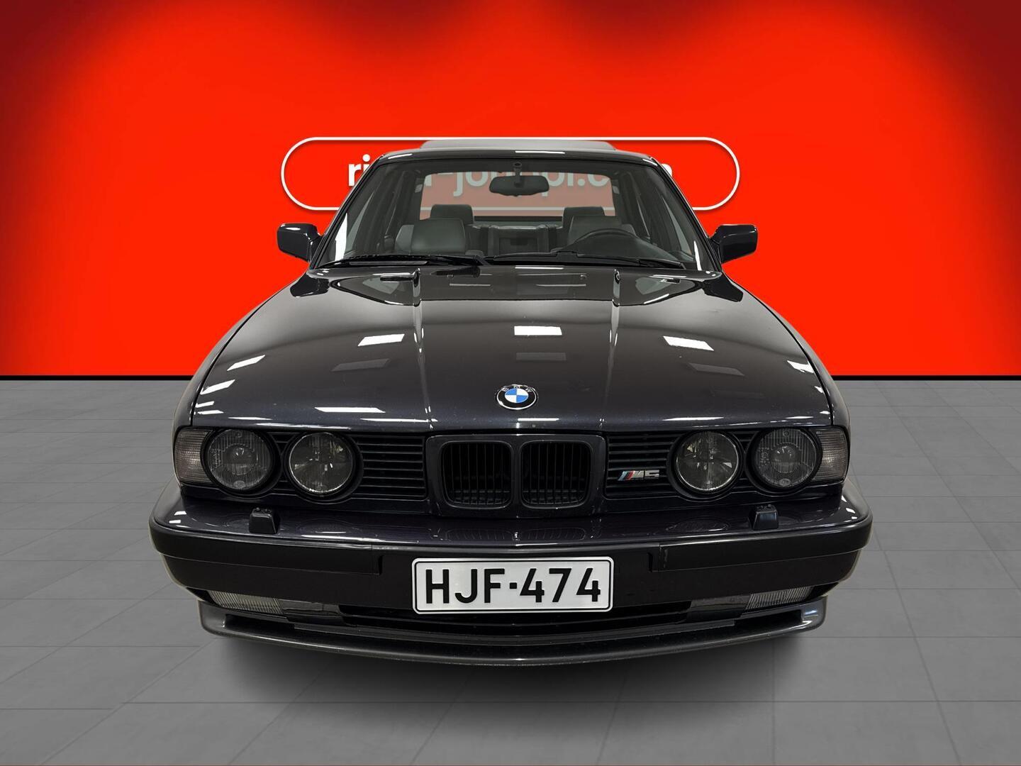 BMW M5 1991