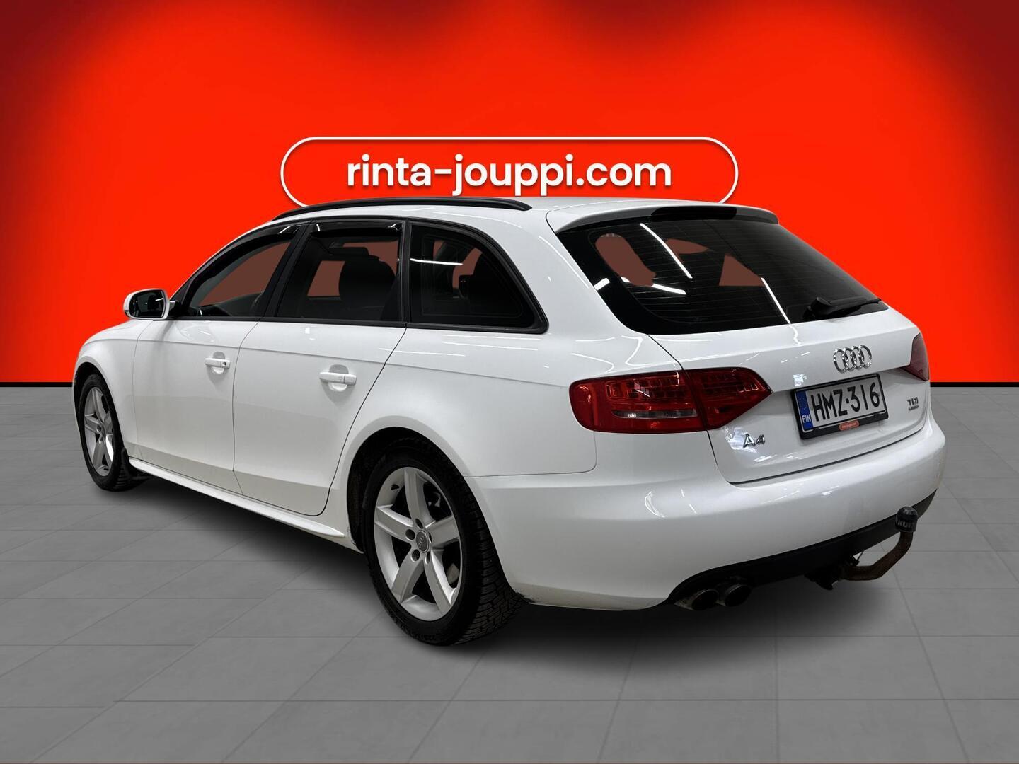 AUDI A4 2011