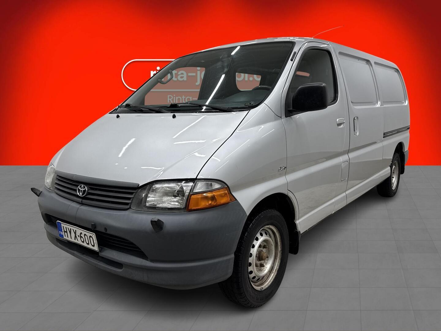 TOYOTA Hiace 2002