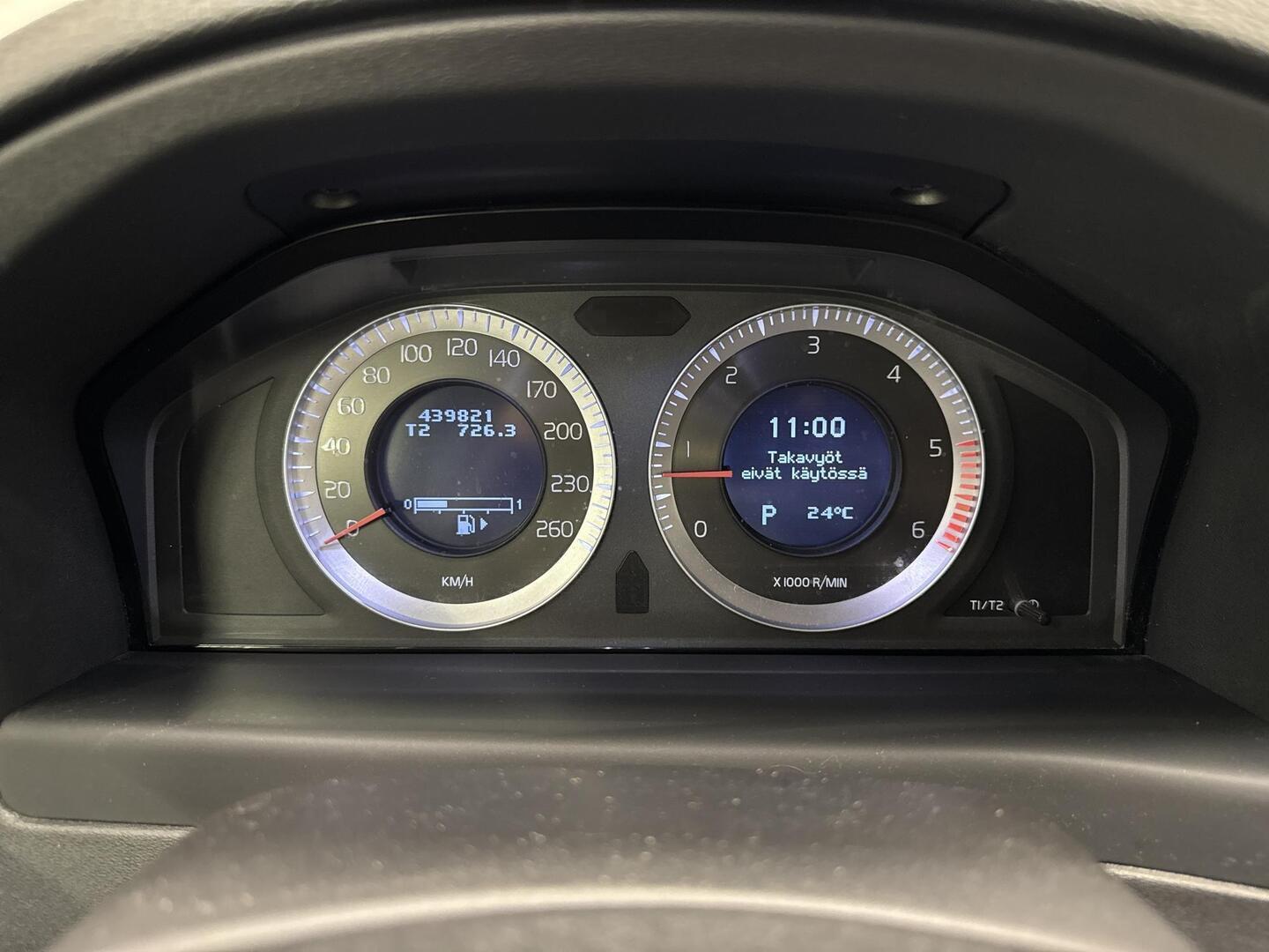 VOLVO XC70 2010
