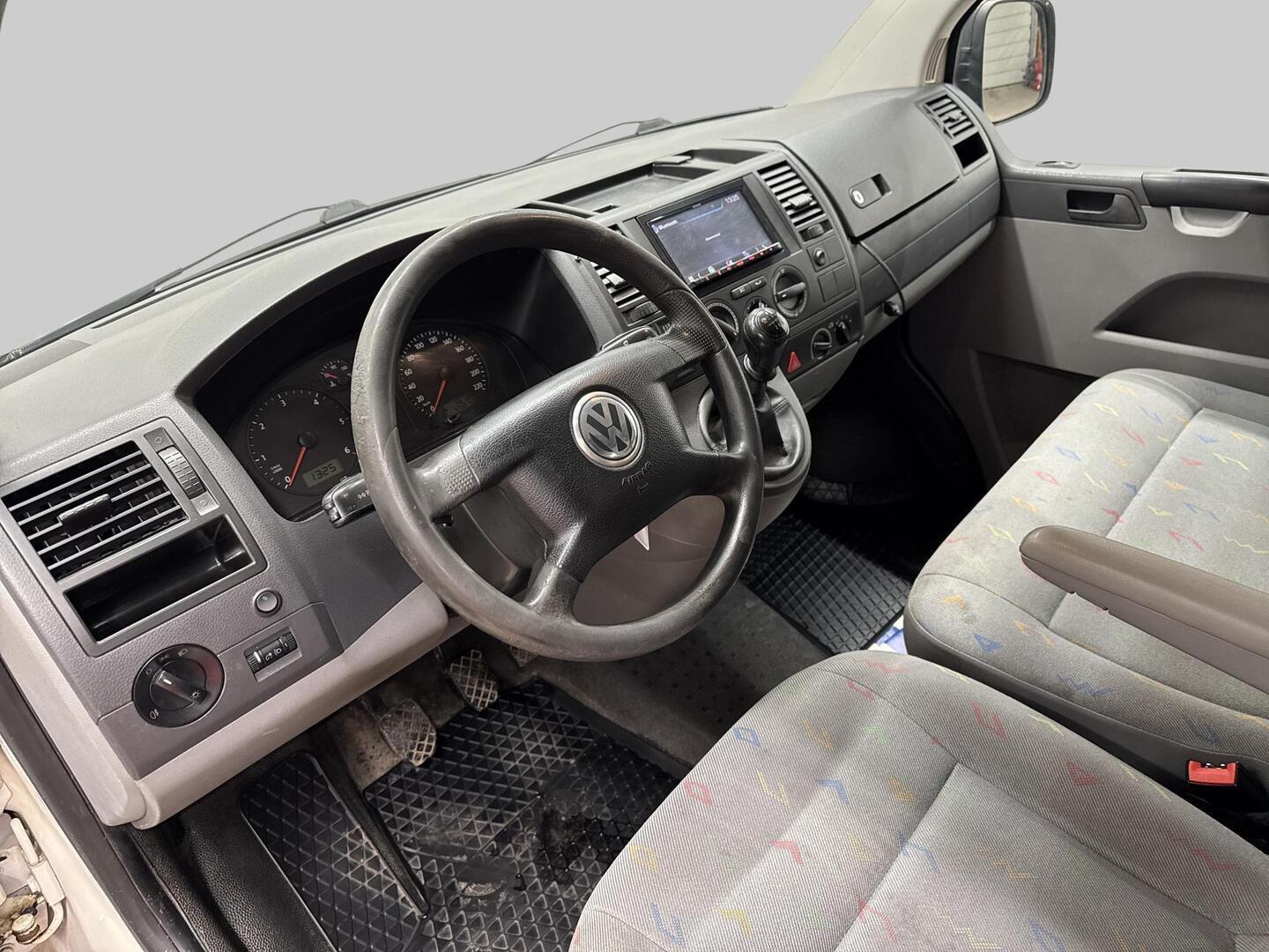 VOLKSWAGEN Transporter 2007