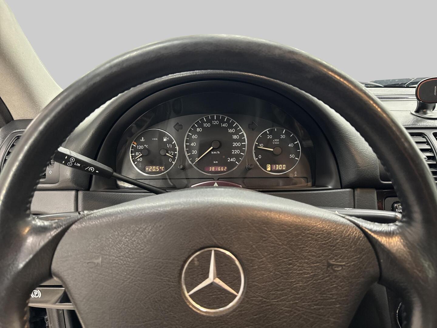 MERCEDES-BENZ ML 2005