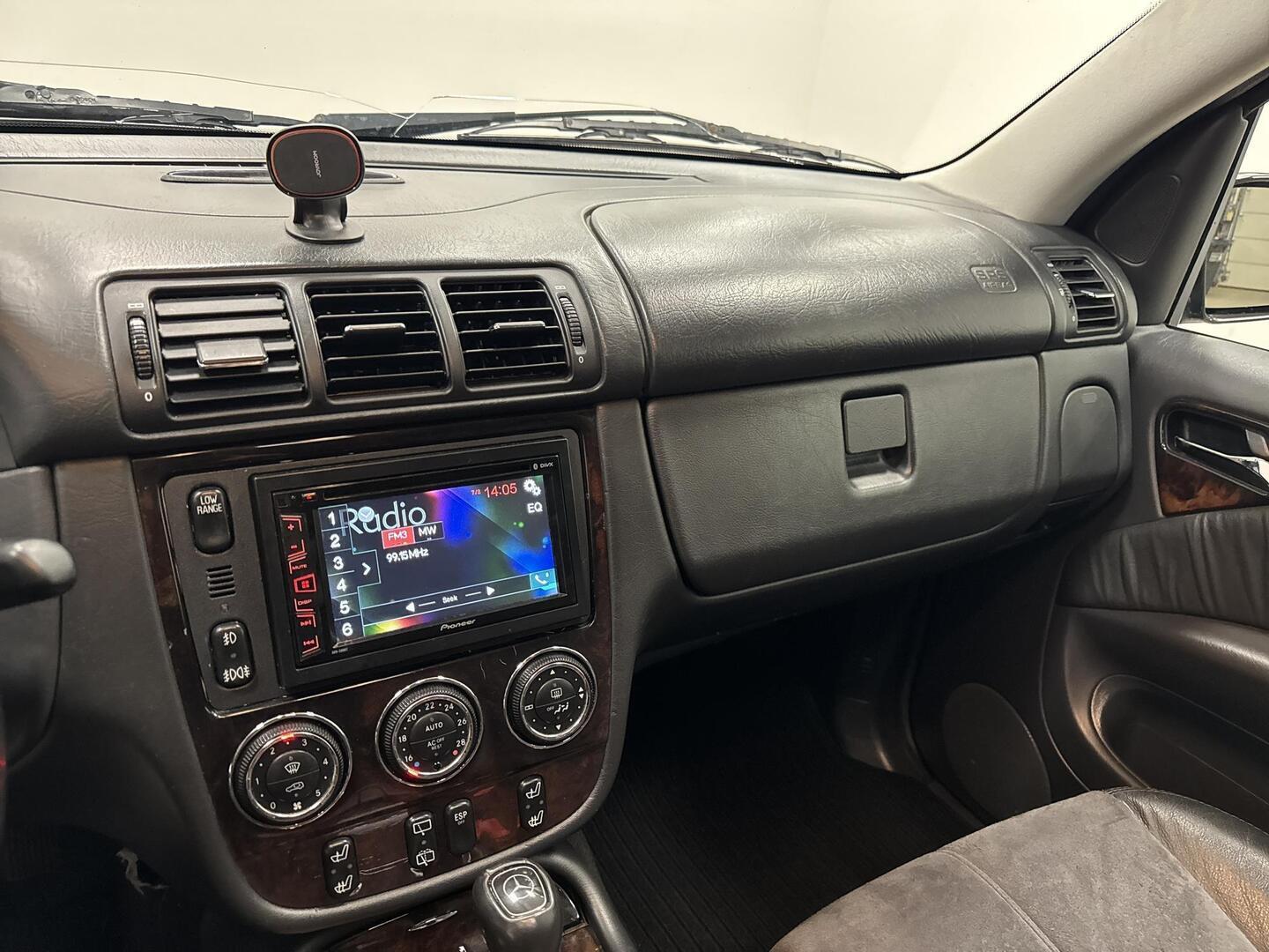 MERCEDES-BENZ ML 2005