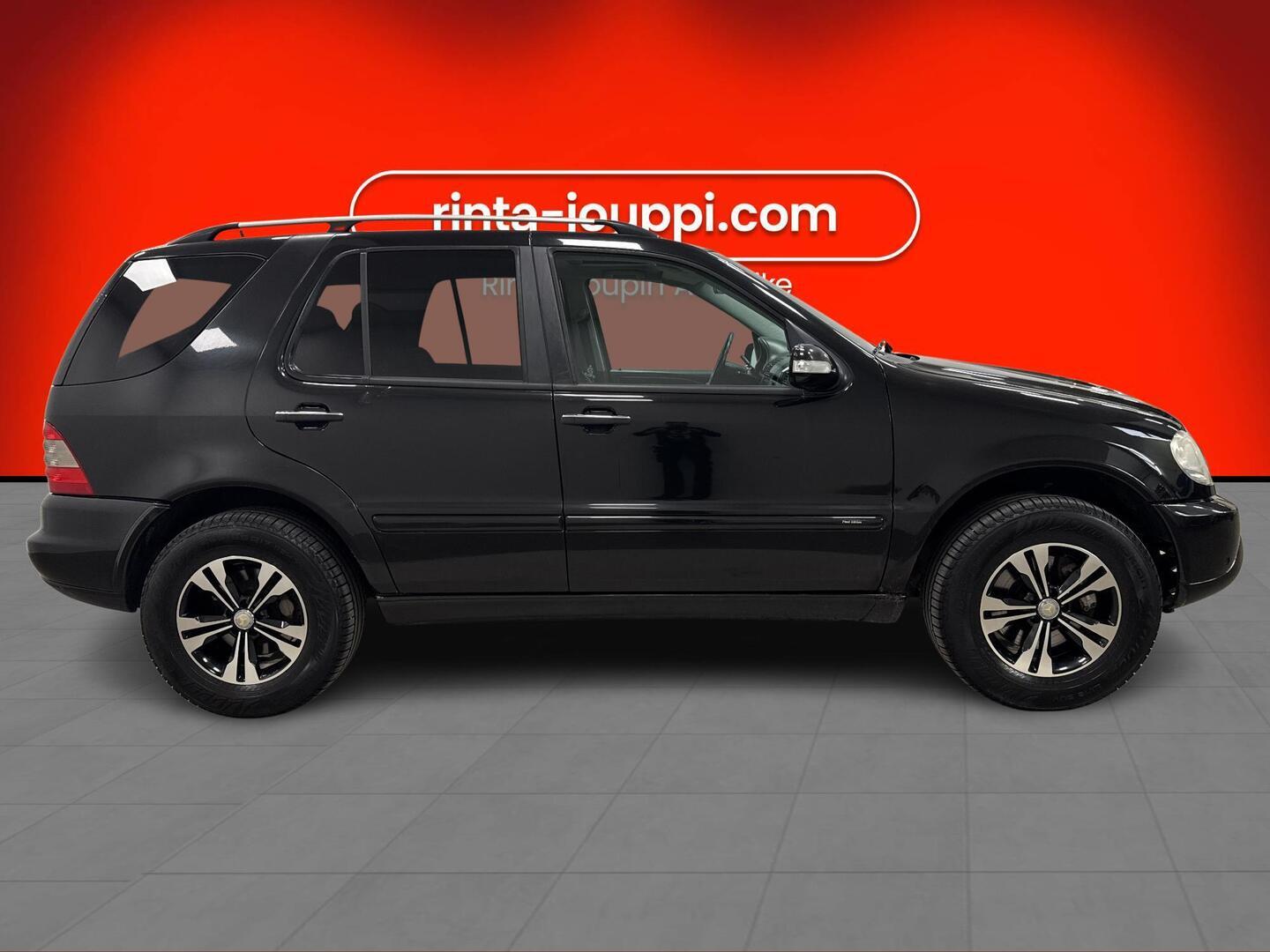 MERCEDES-BENZ ML 2005