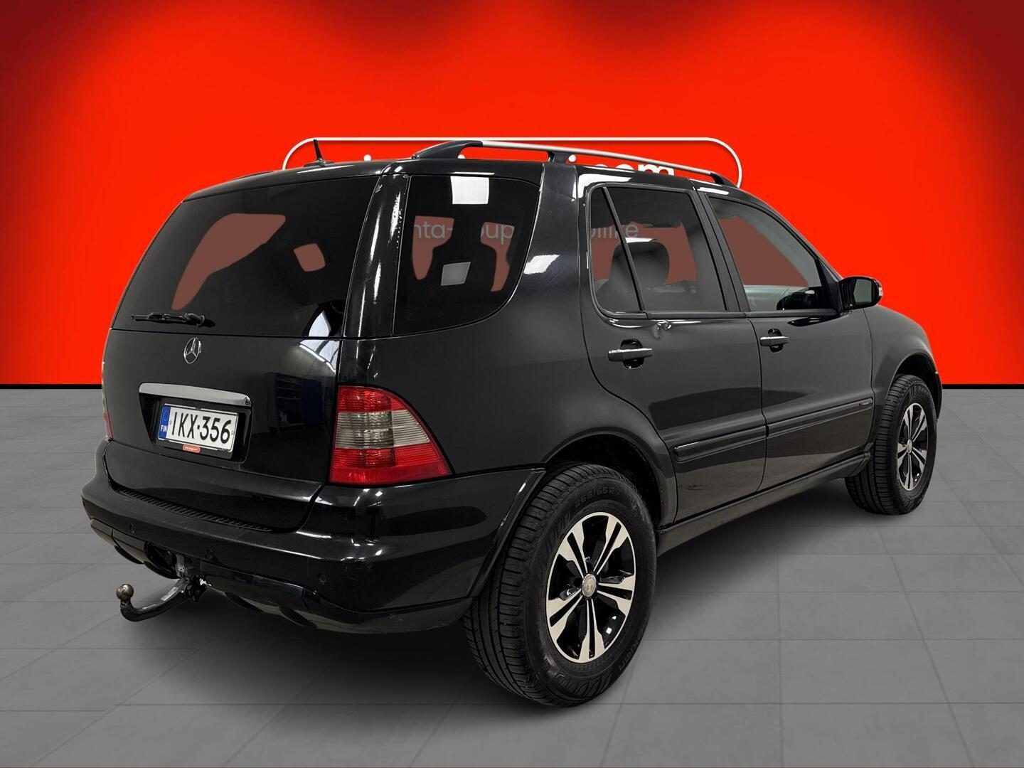 MERCEDES-BENZ ML 2005