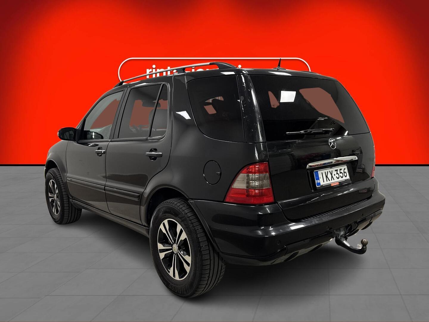 MERCEDES-BENZ ML 2005