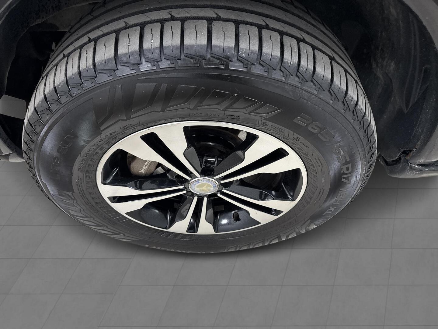 MERCEDES-BENZ ML 2005