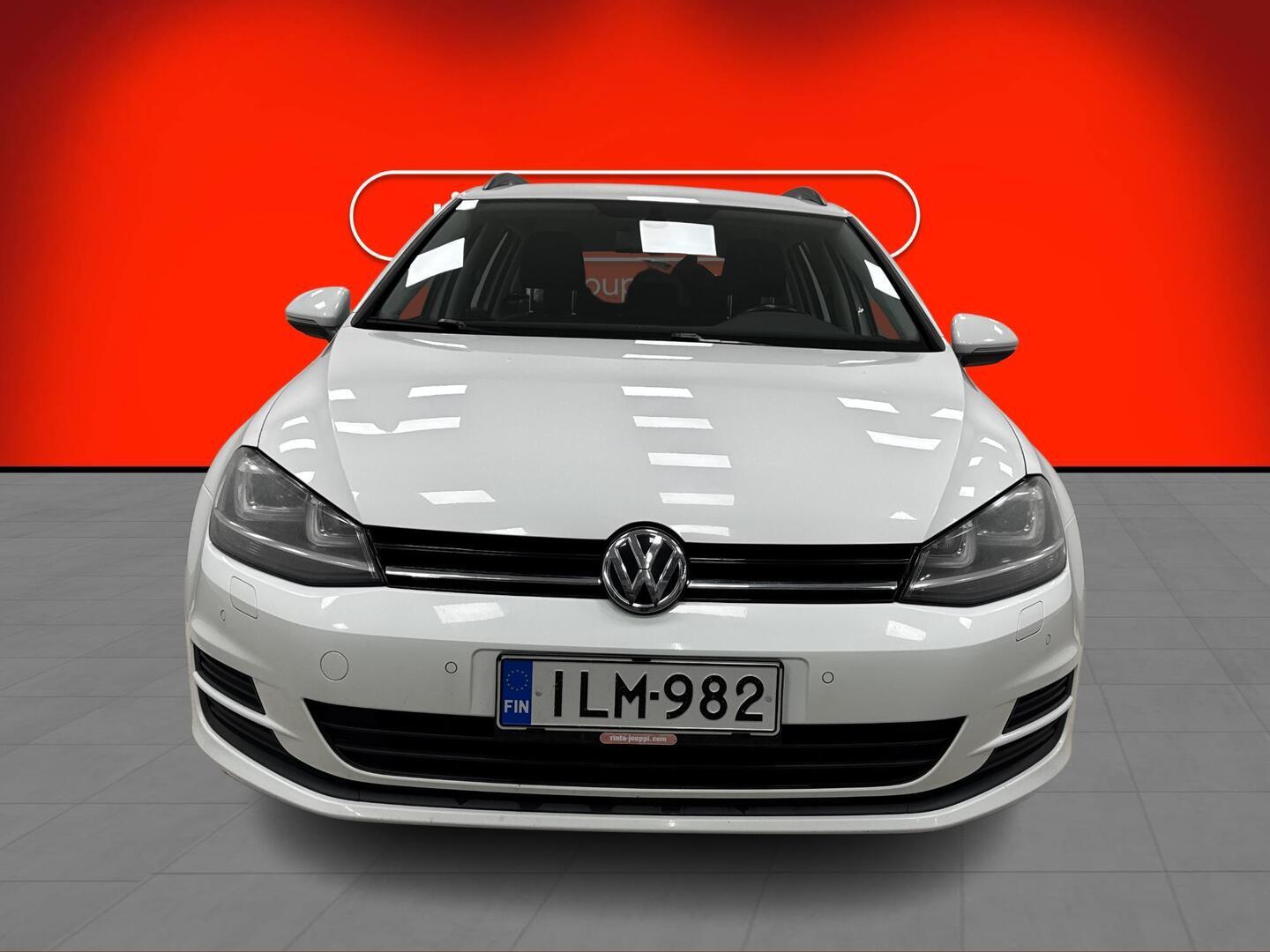 VOLKSWAGEN Golf 2014