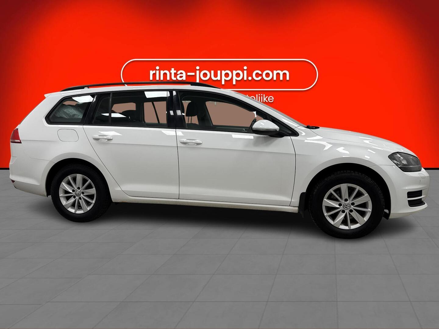 VOLKSWAGEN Golf 2014