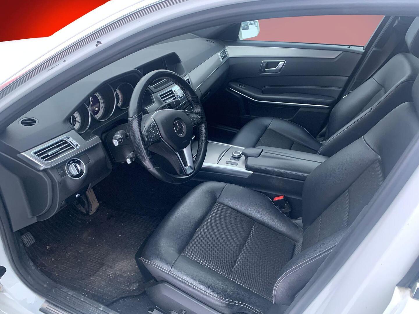 MERCEDES-BENZ E 2015