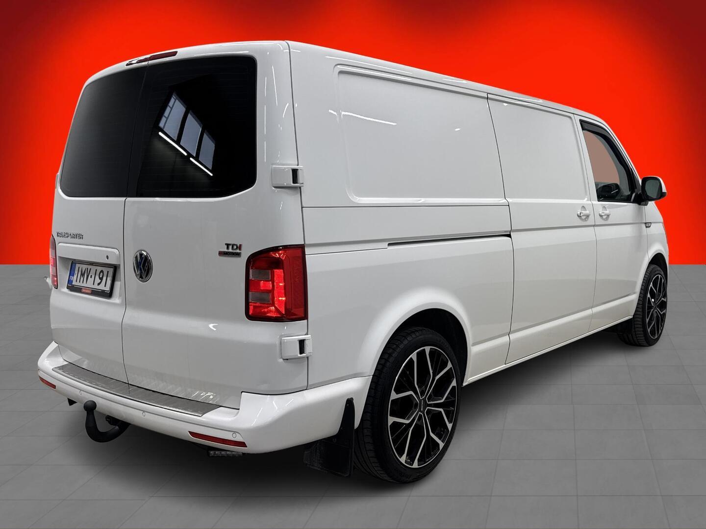VOLKSWAGEN Transporter 2018
