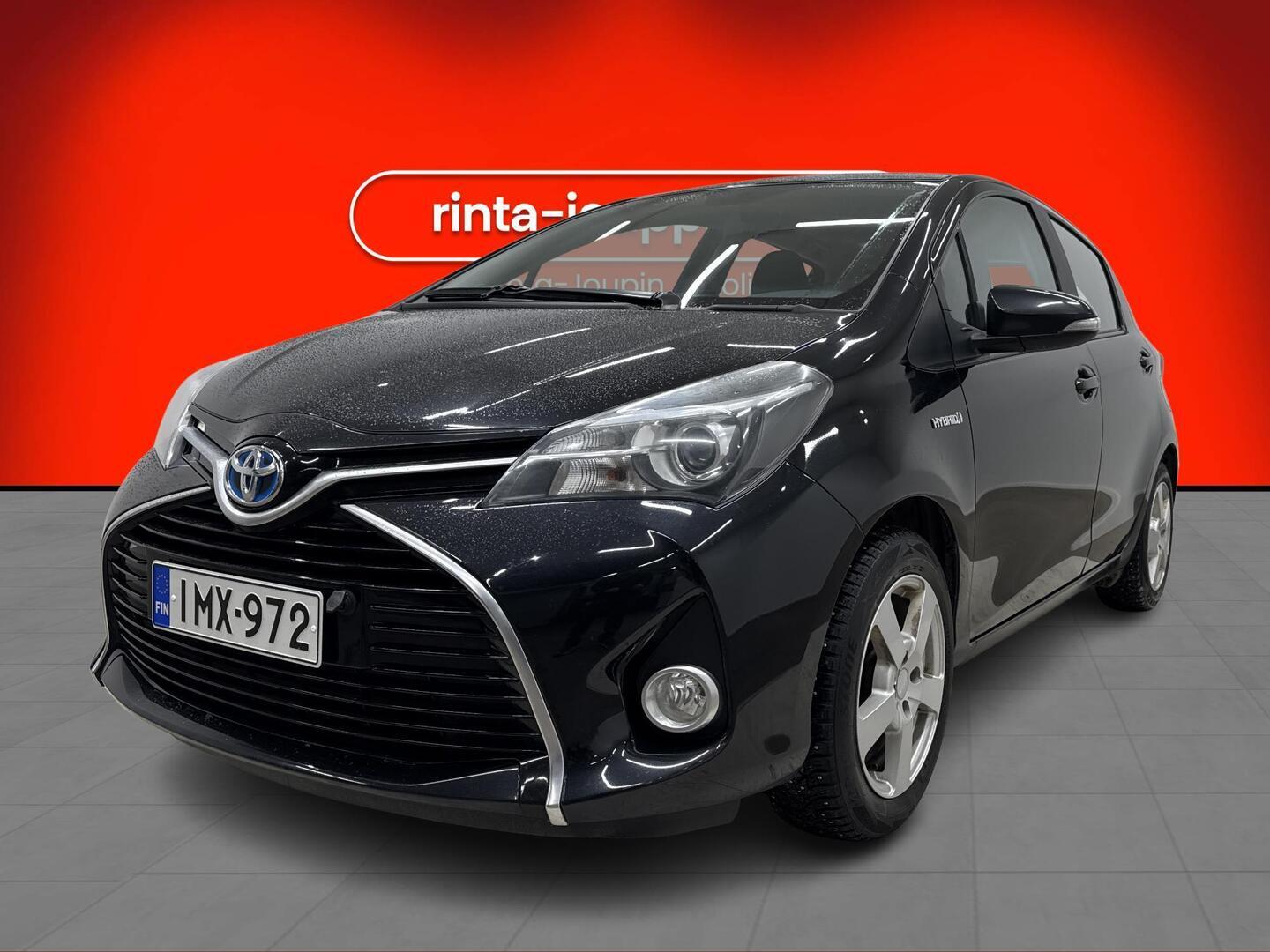 TOYOTA Yaris 2016