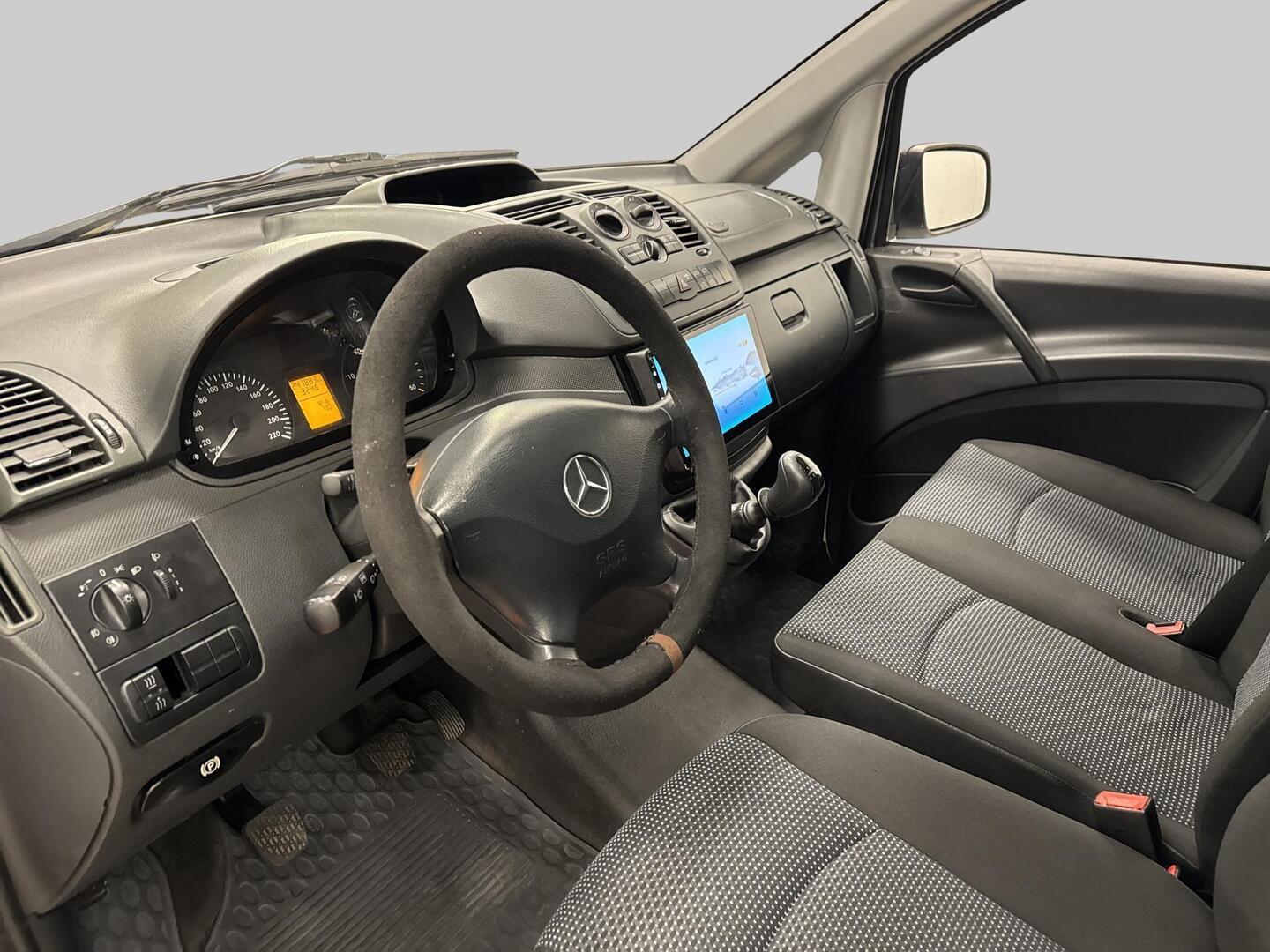 MERCEDES-BENZ Vito 2012