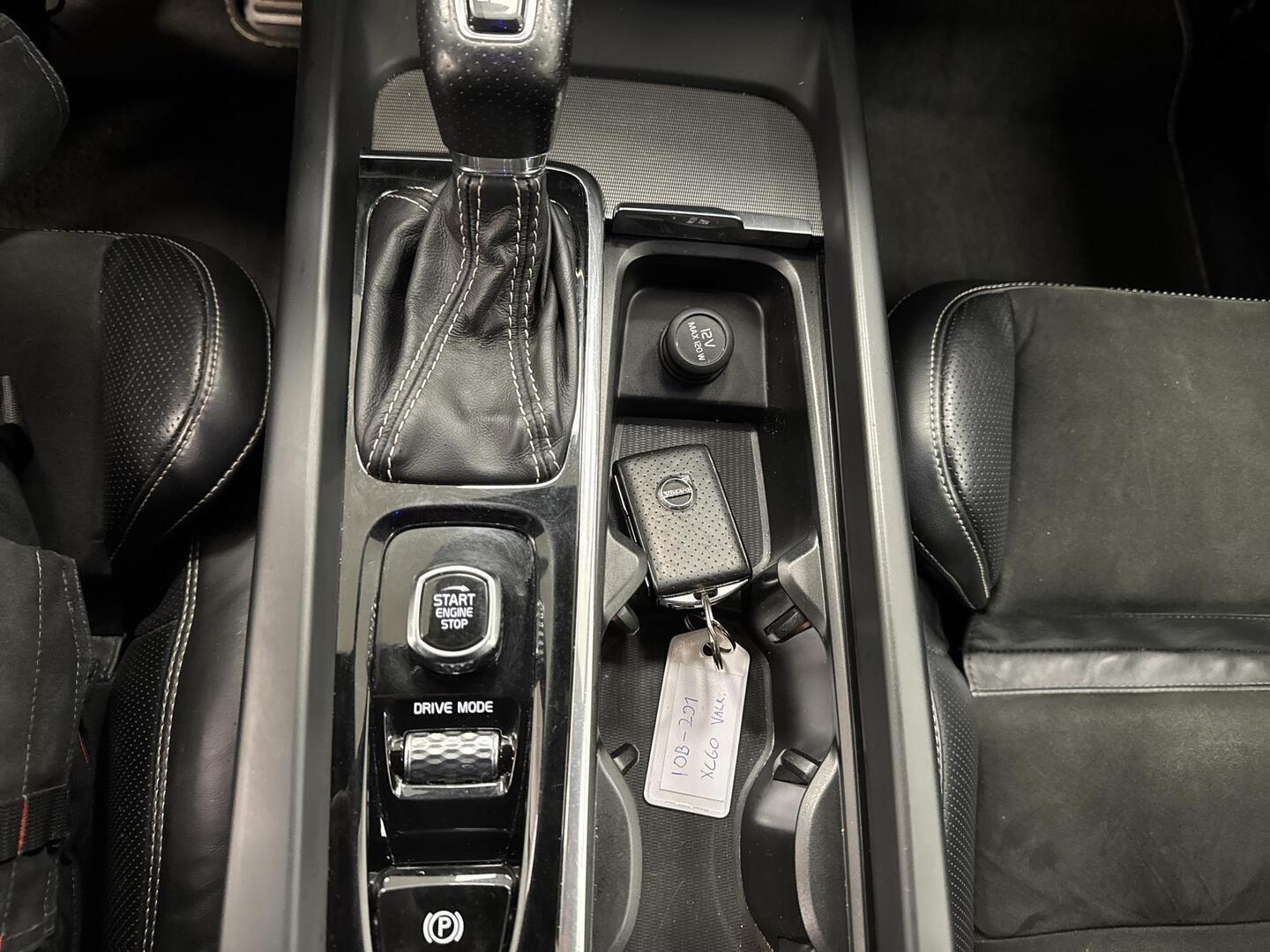 VOLVO XC60 2018