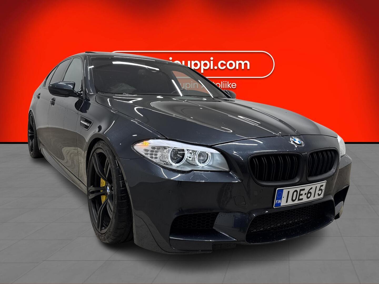 BMW M5 2012