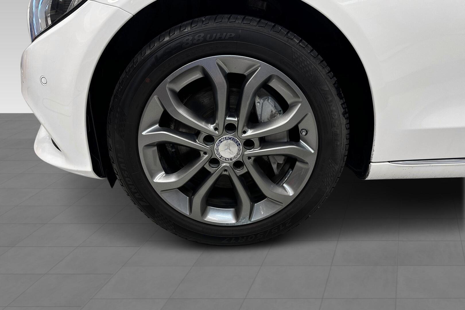 MERCEDES-BENZ C 2015