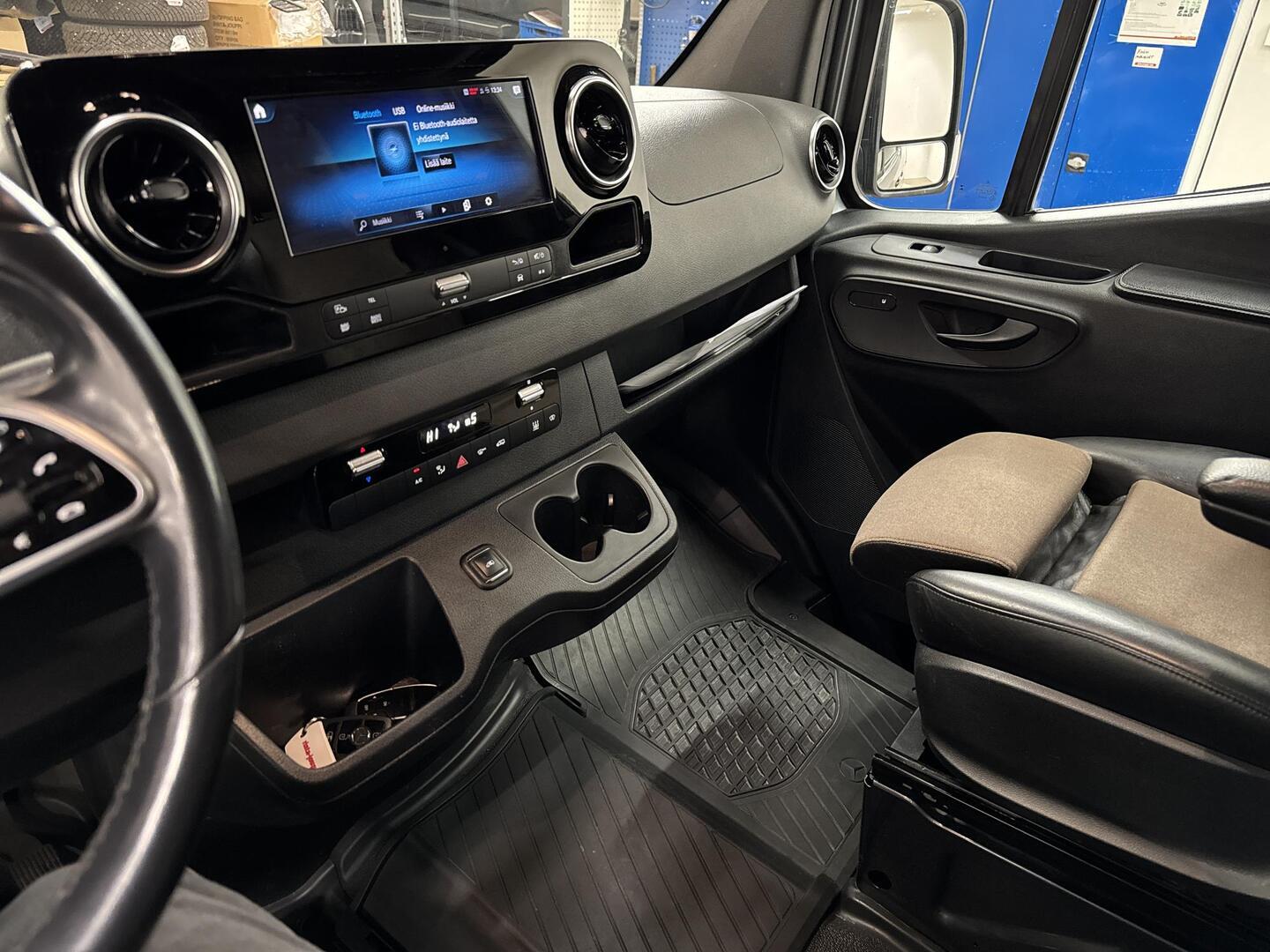 MERCEDES-BENZ SPRINTER 2021