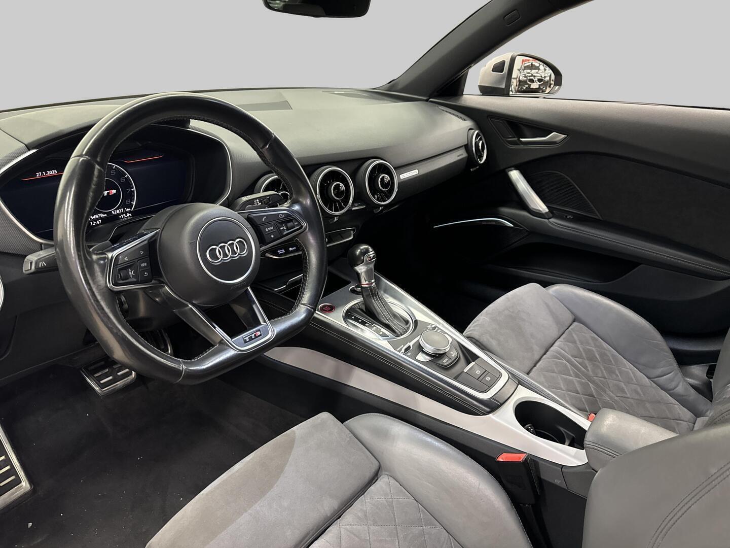 AUDI TTS 2015