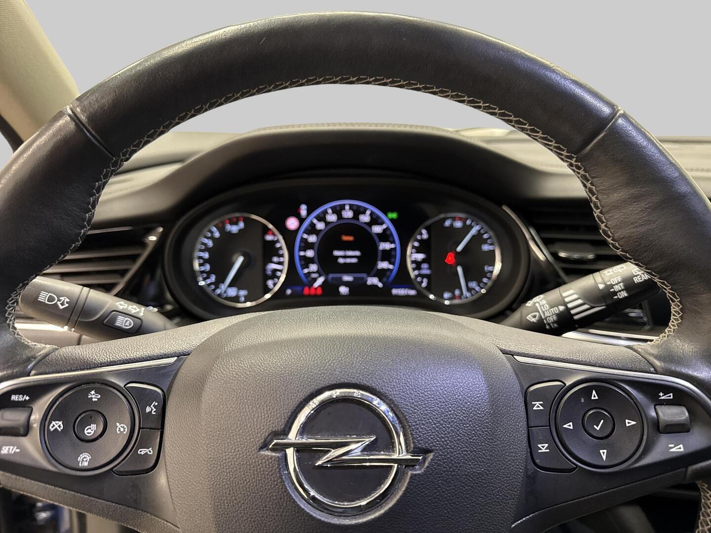 OPEL Insignia 2020