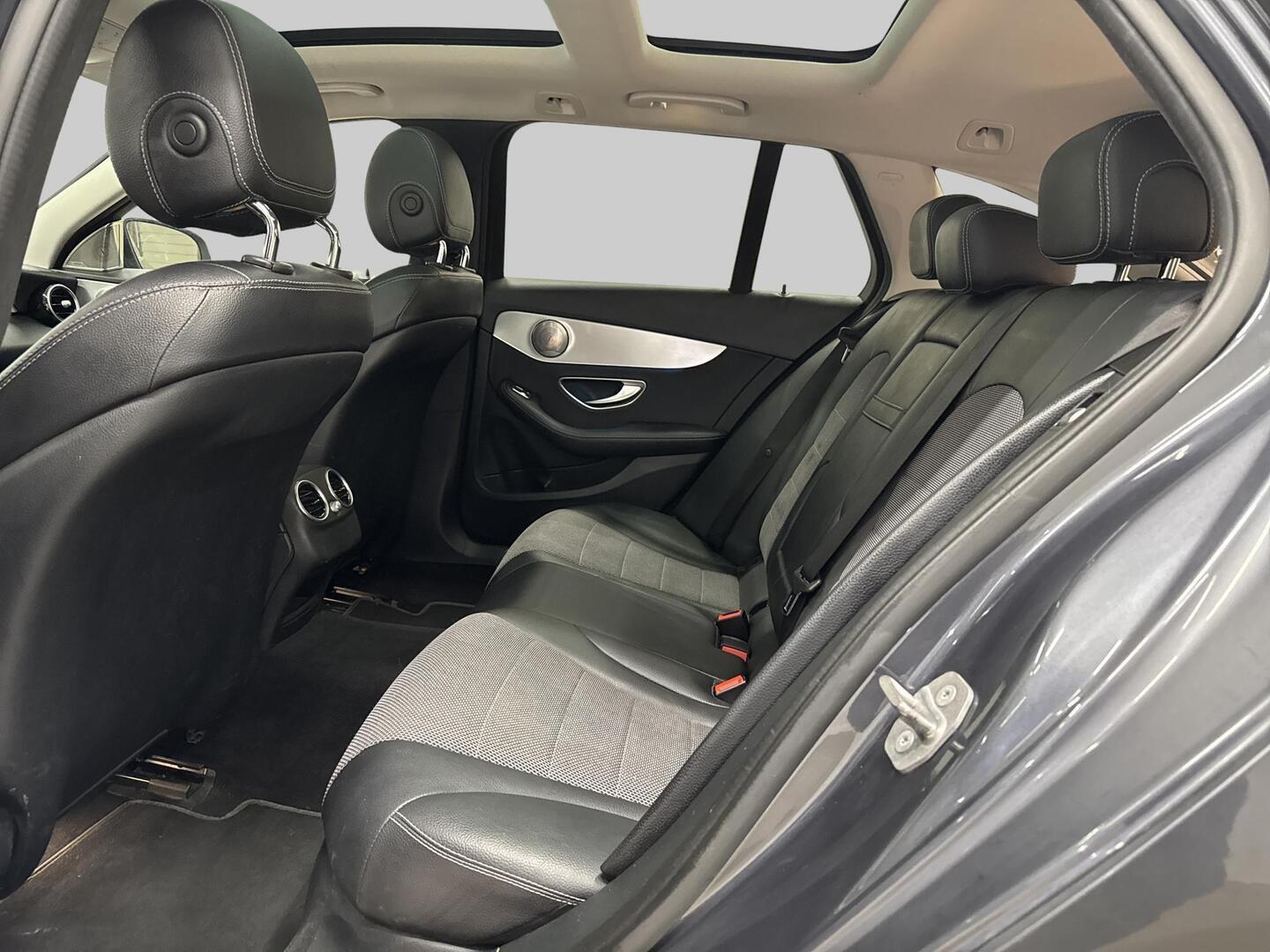 MERCEDES-BENZ C 2016