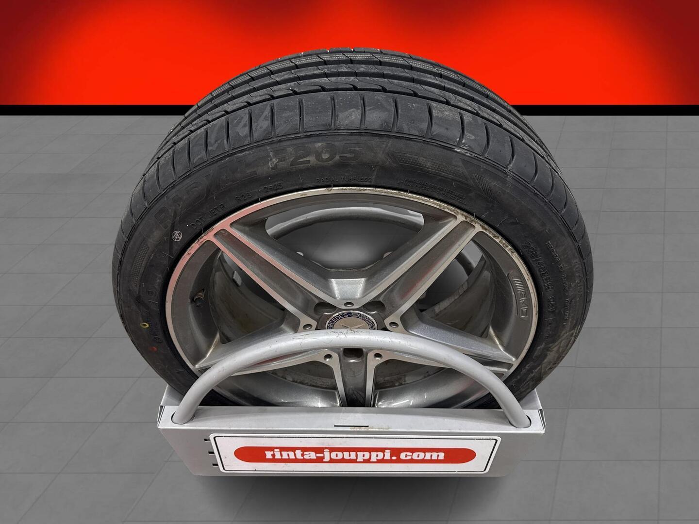 MERCEDES-BENZ C 2016