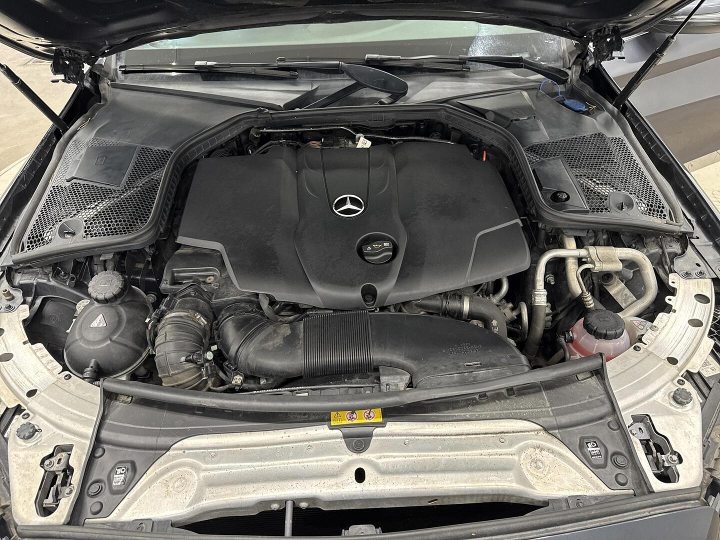 MERCEDES-BENZ C 2016