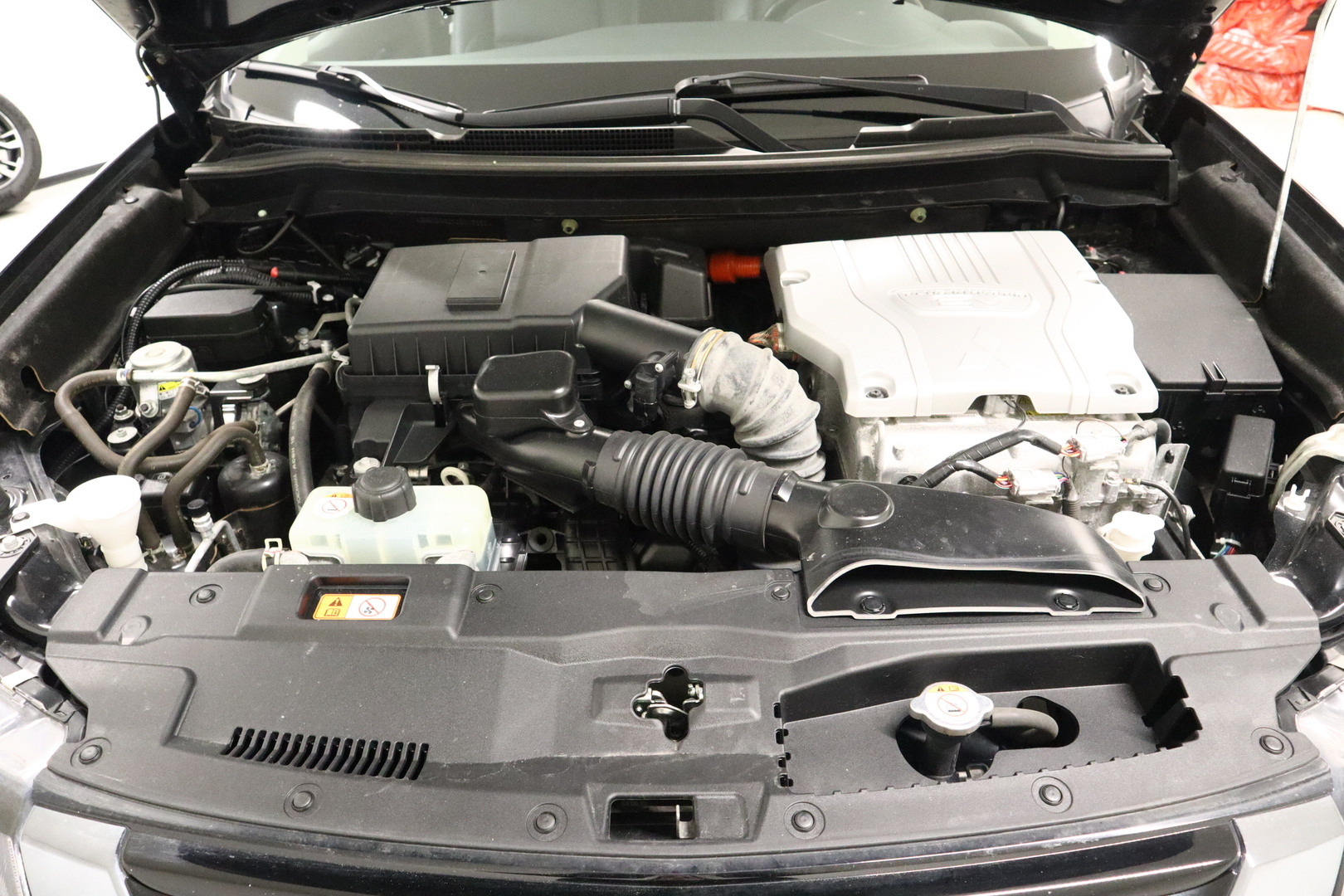 MITSUBISHI OUTLANDER PHEV 2018