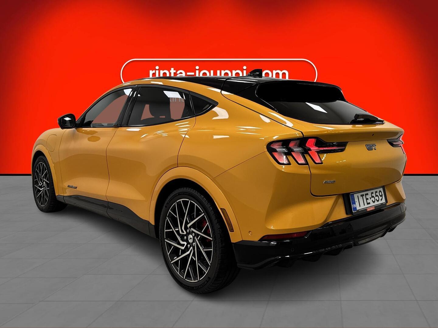 FORD MUSTANG MACH-E 2021
