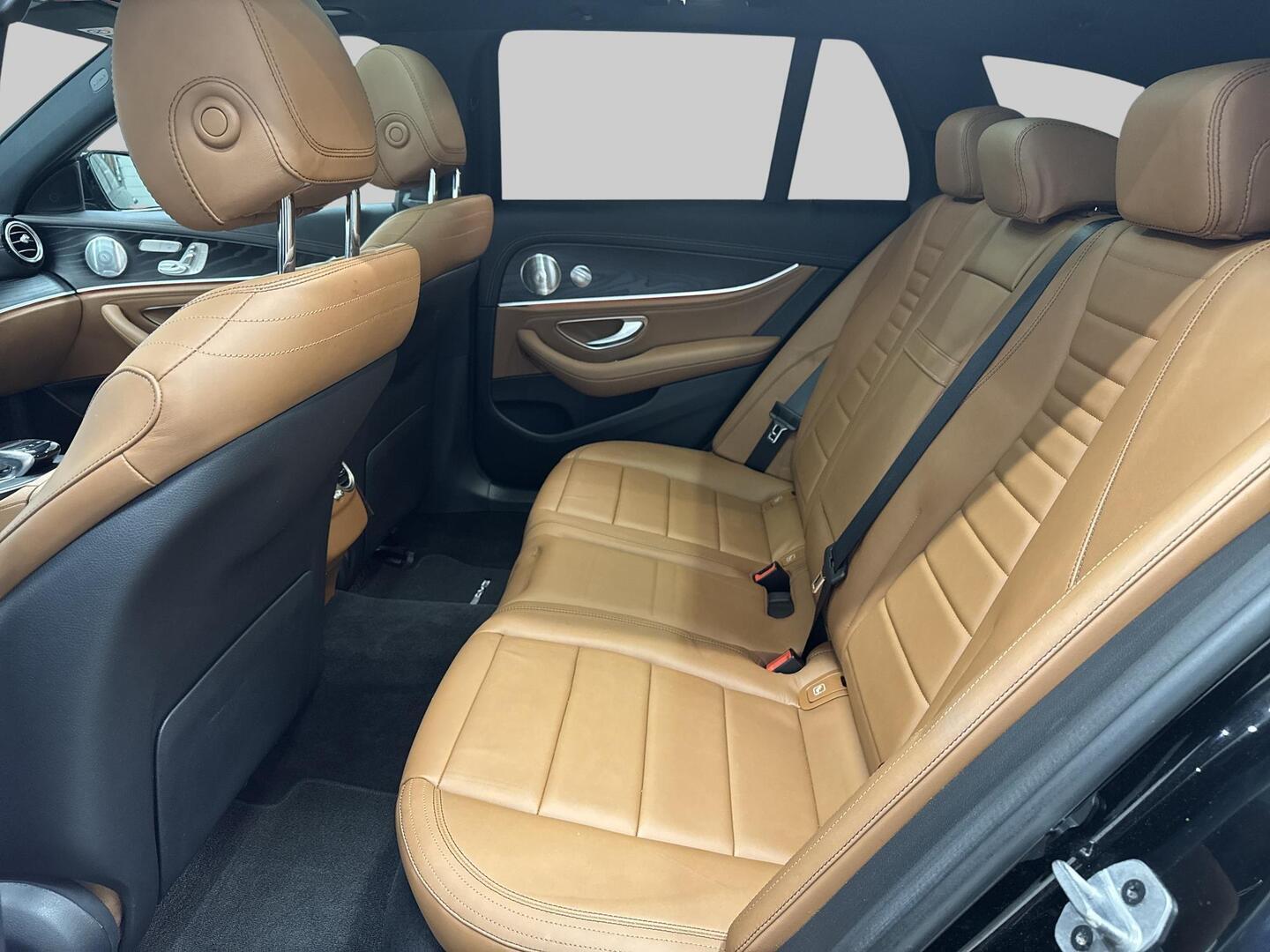 MERCEDES-BENZ E 2020