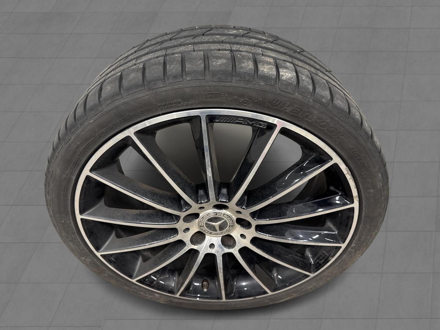 MERCEDES-BENZ E 2020