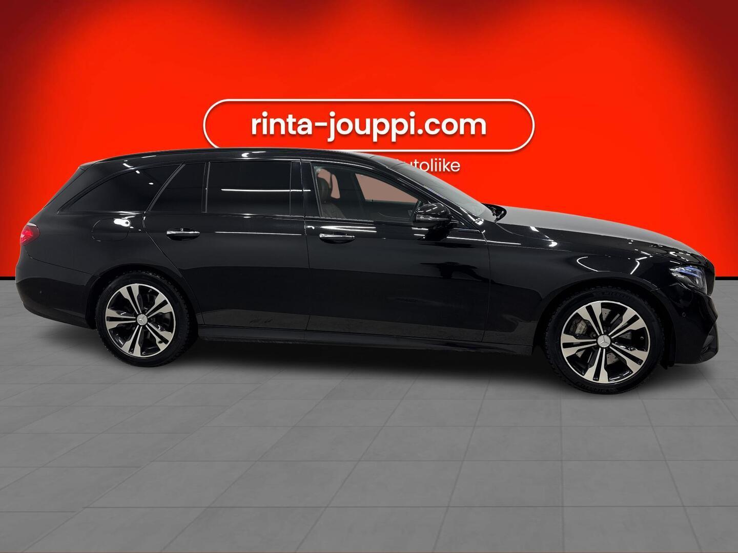 MERCEDES-BENZ E 2020