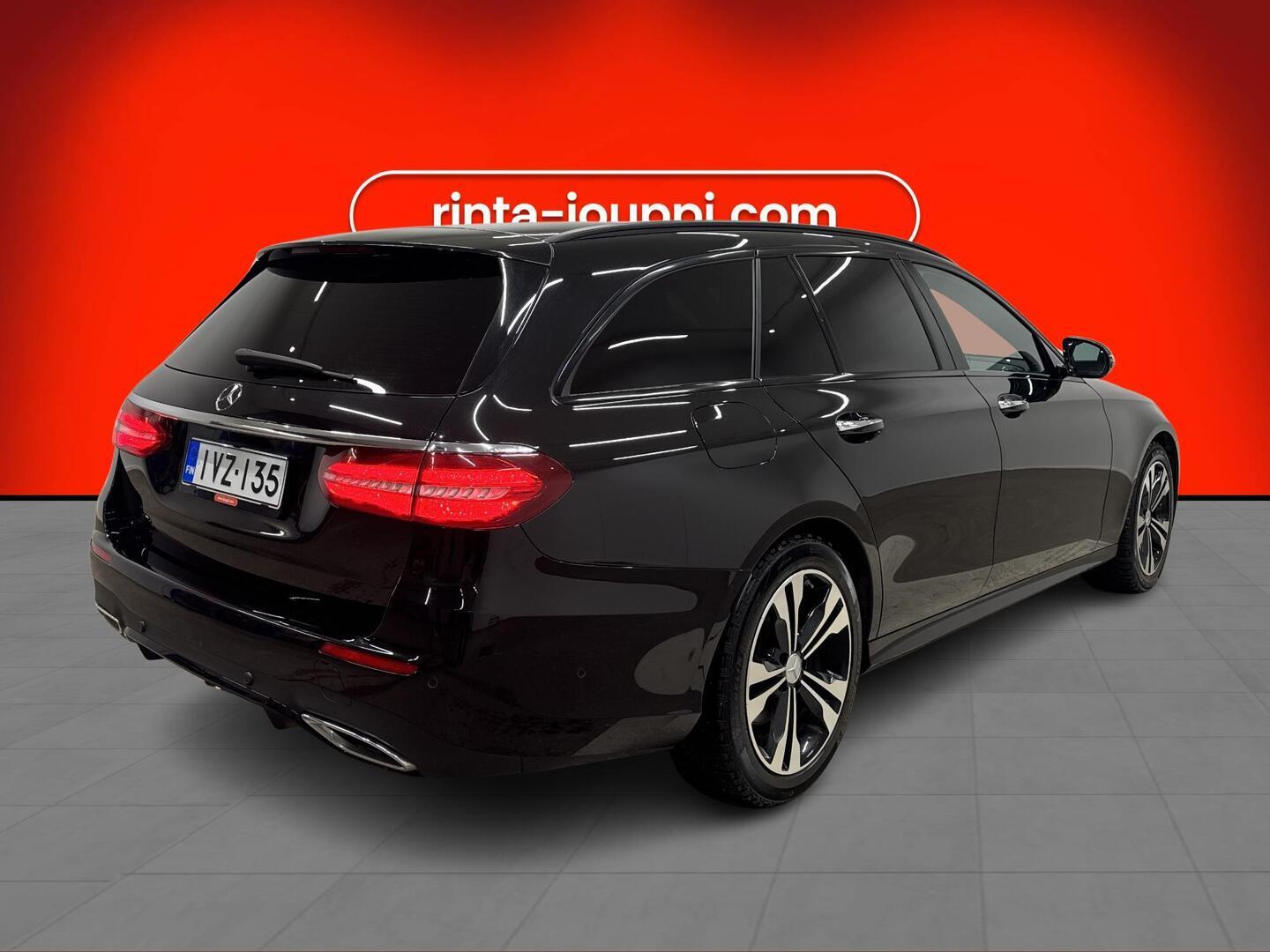 MERCEDES-BENZ E 2020