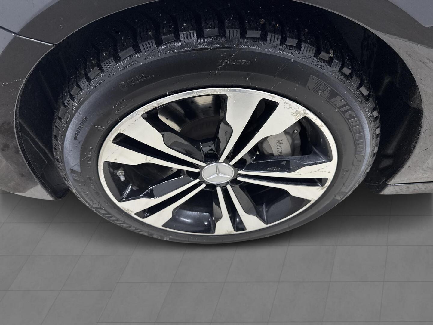 MERCEDES-BENZ E 2020