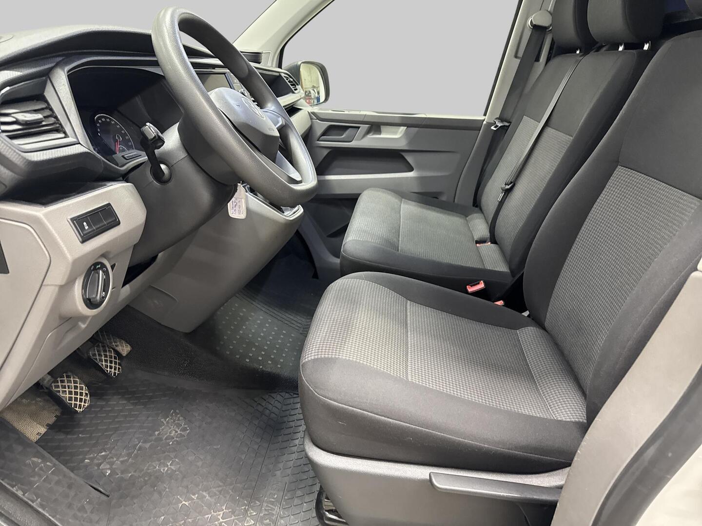 VOLKSWAGEN Transporter 2021