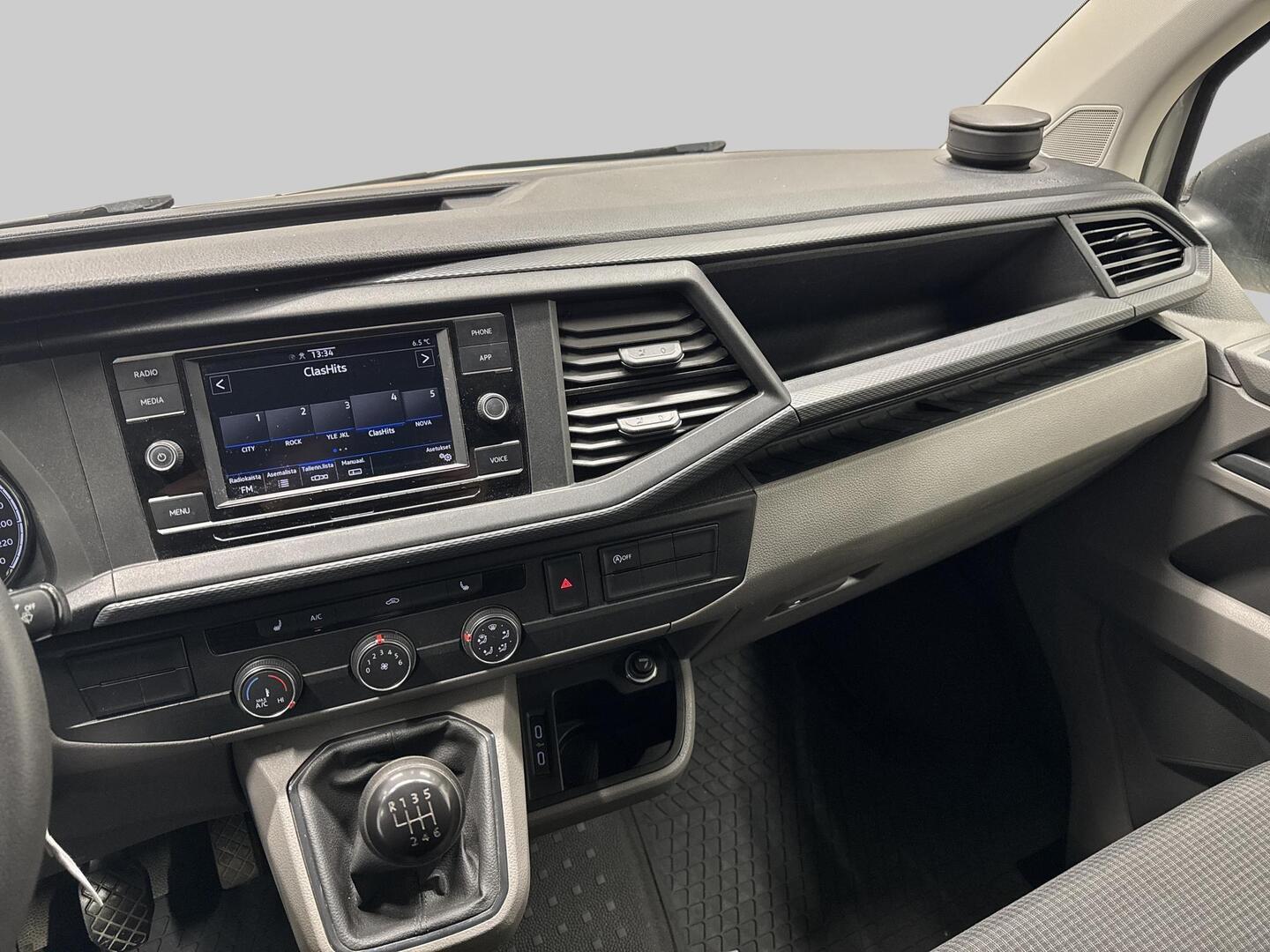 VOLKSWAGEN Transporter 2021