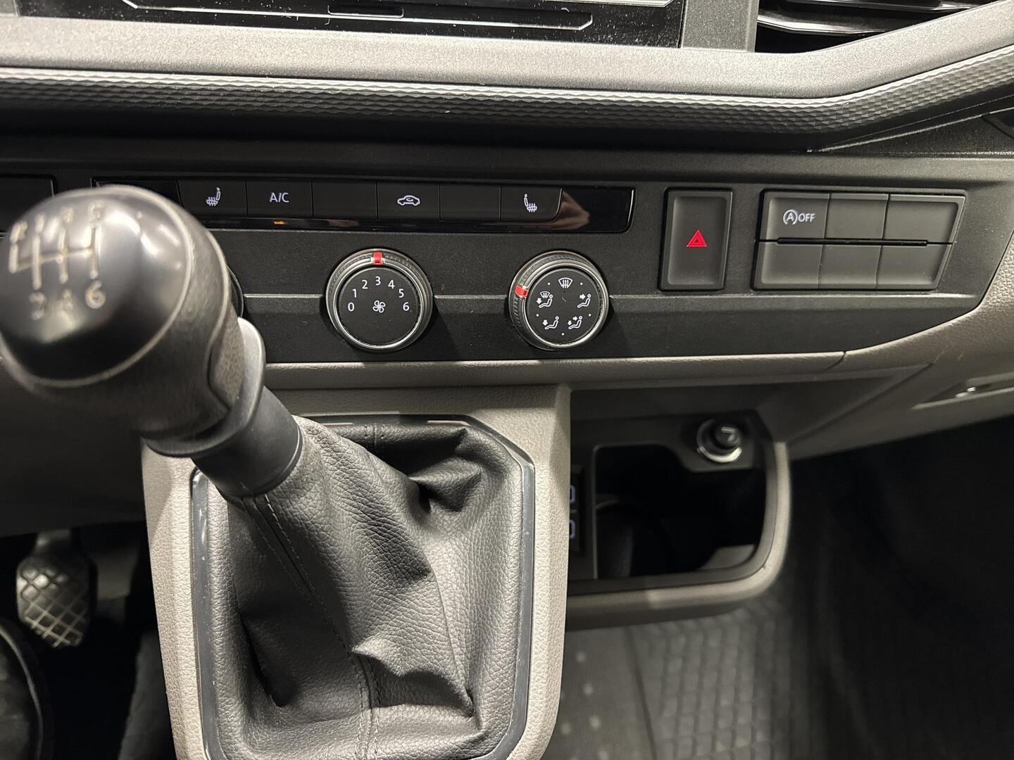 VOLKSWAGEN Transporter 2021