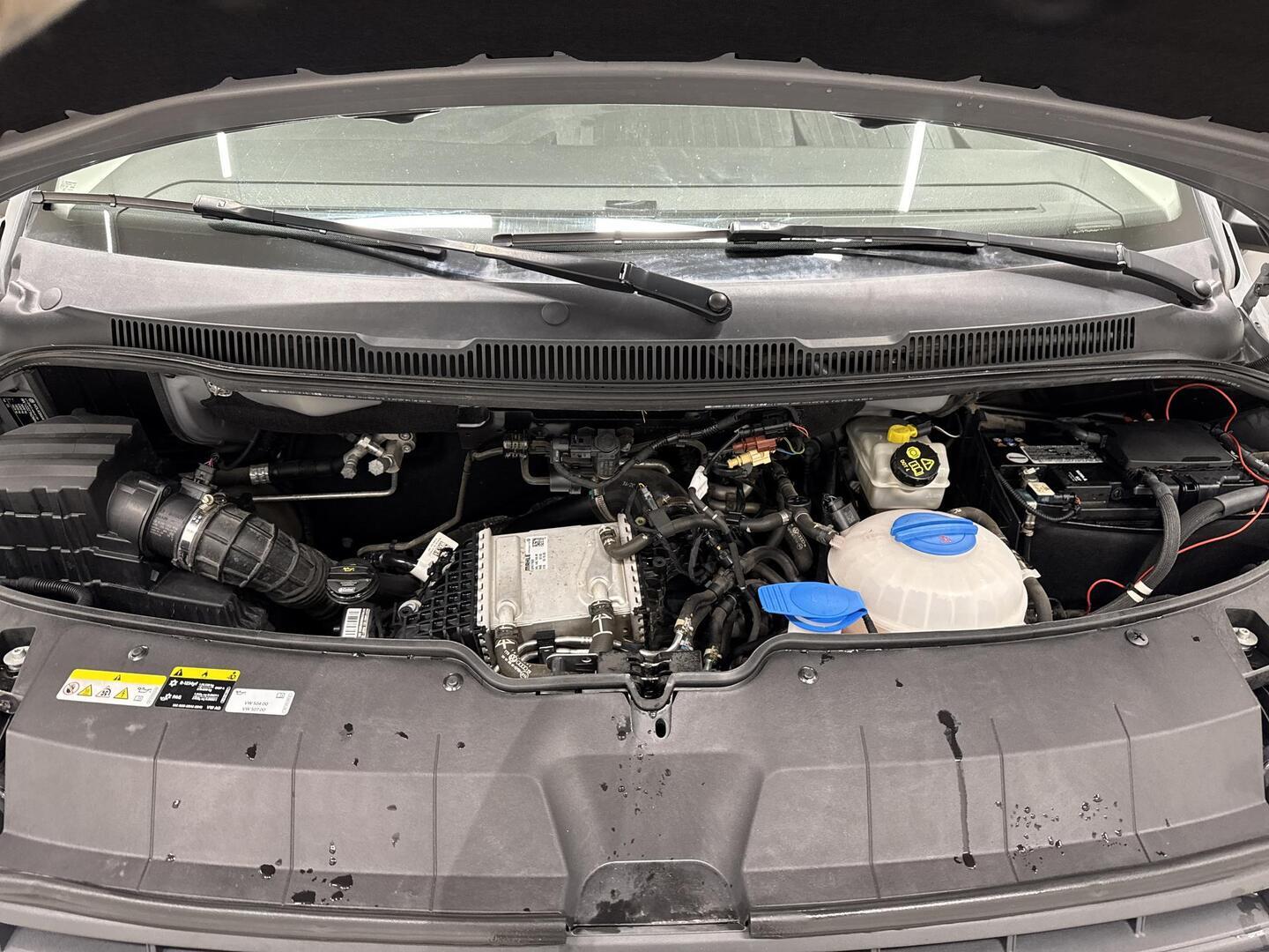 VOLKSWAGEN Transporter 2021