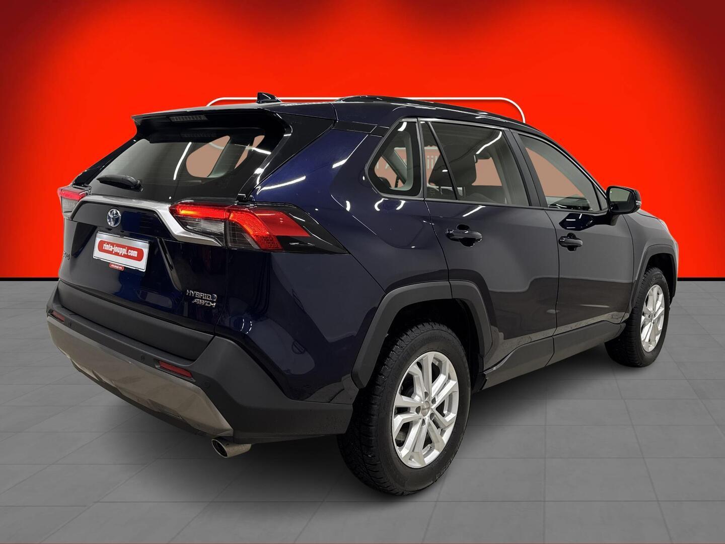 TOYOTA RAV4 2024
